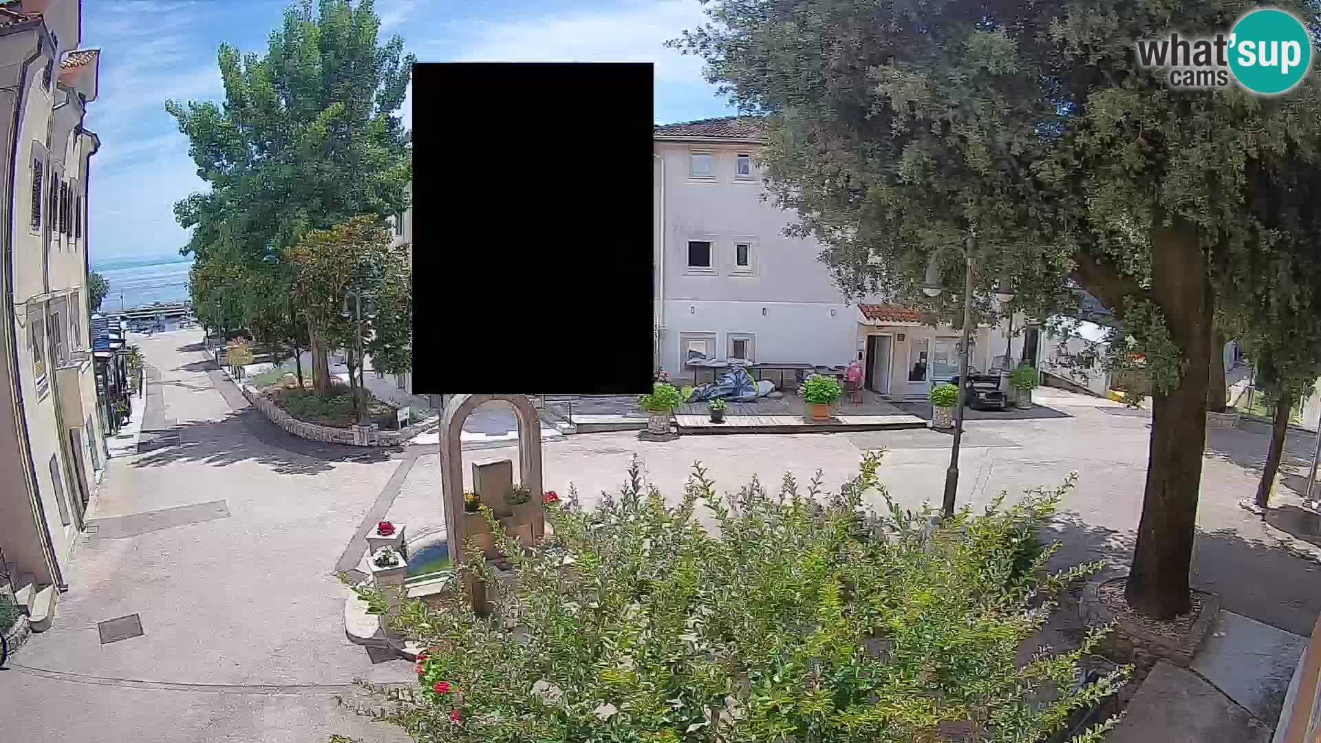 Webcam Mošćenička Draga Center – Live View of the Town Center