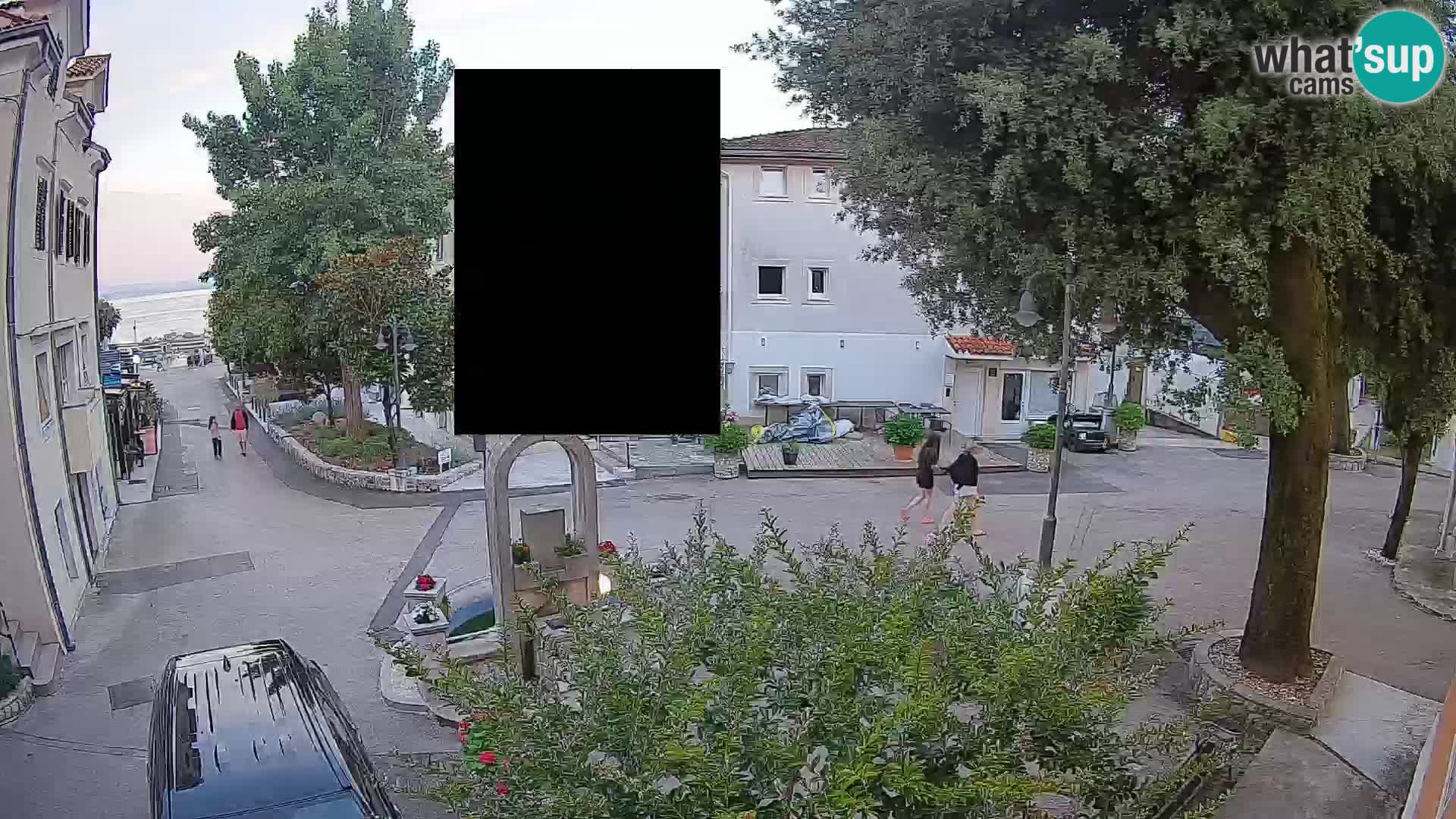 Webcam Mošćenička Draga Center – Live View of the Town Center