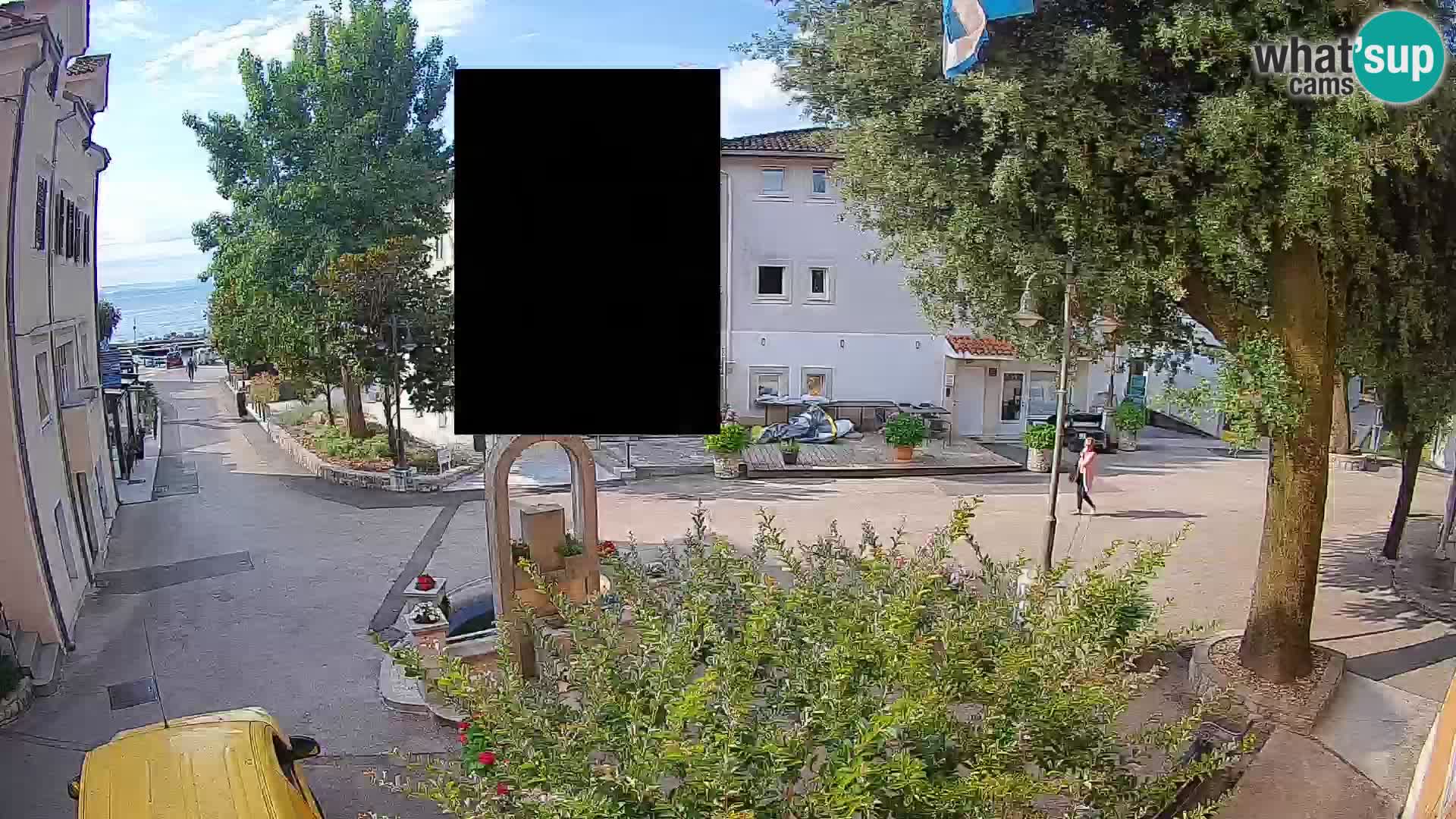 Webcam Mošćenička Draga Center – Live View of the Town Center