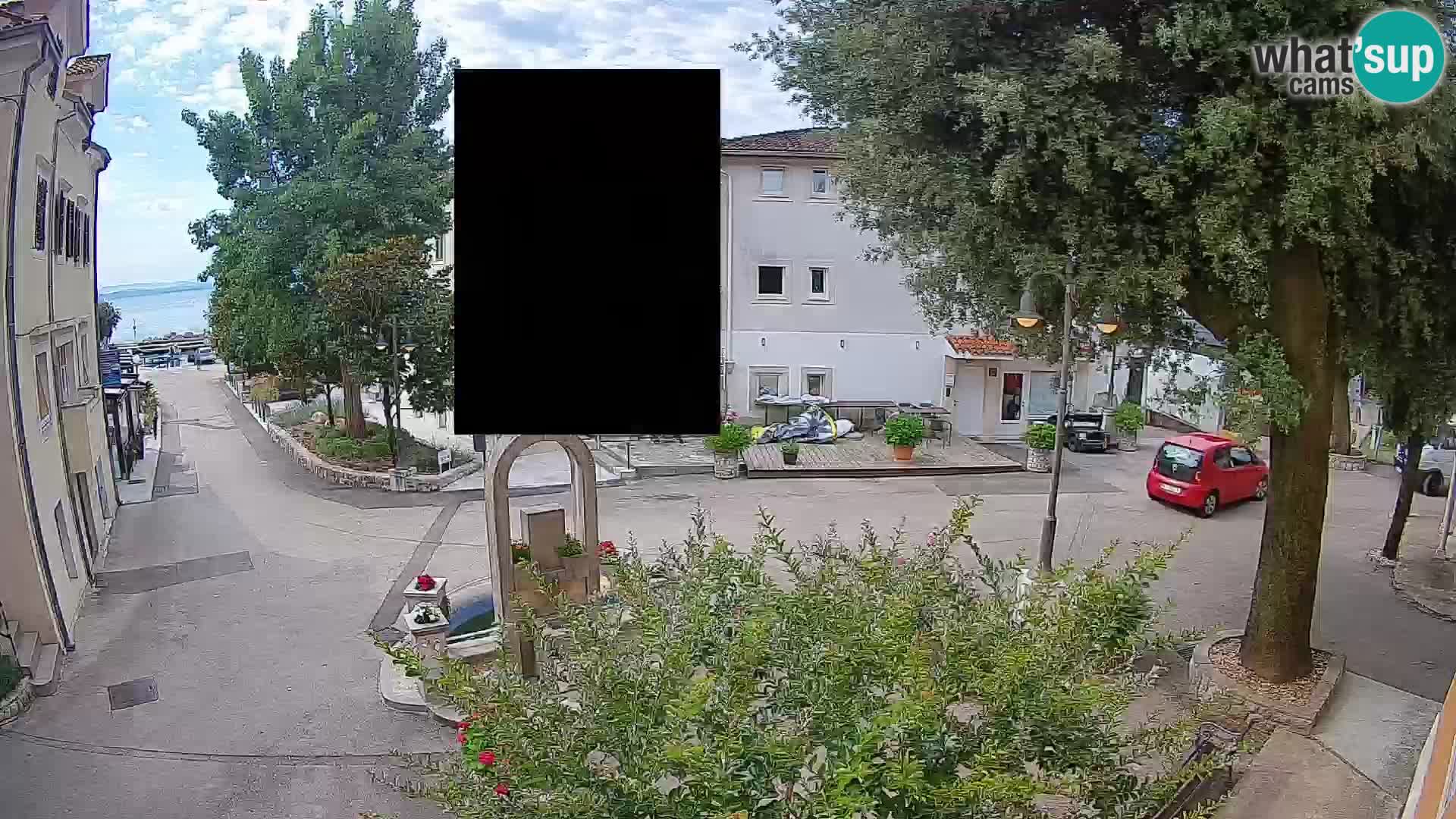 Webcam Mošćenička Draga Center – Live View of the Town Center
