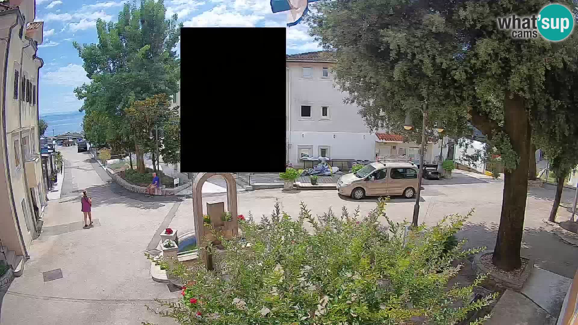 Webcam Mošćenička Draga Center – Live View of the Town Center