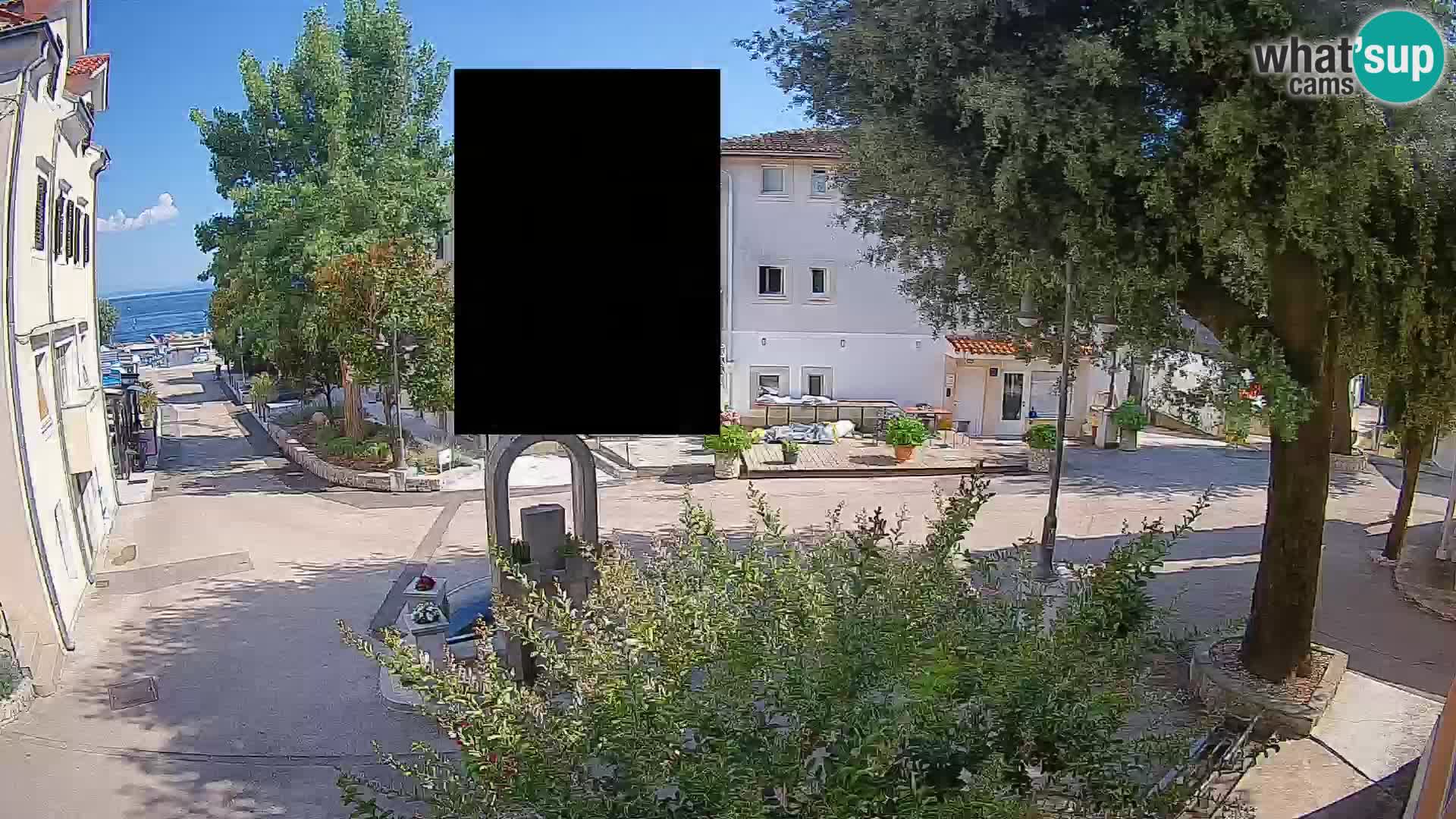 Web kamera centar Mošćeničke Drage – Pogled uživo