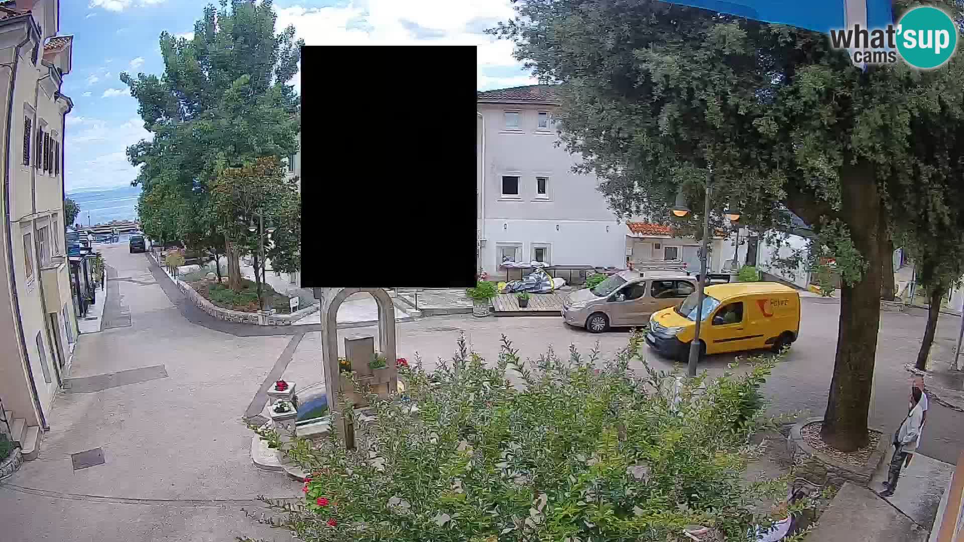 Spletna kamera center Mošćeniška Draga – Pogled v živo
