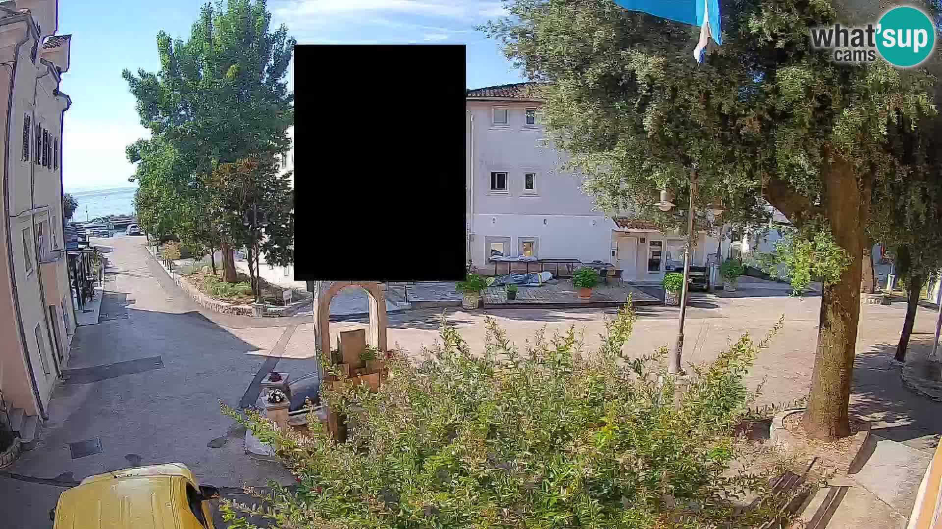 Web kamera centar Mošćeničke Drage – Pogled uživo