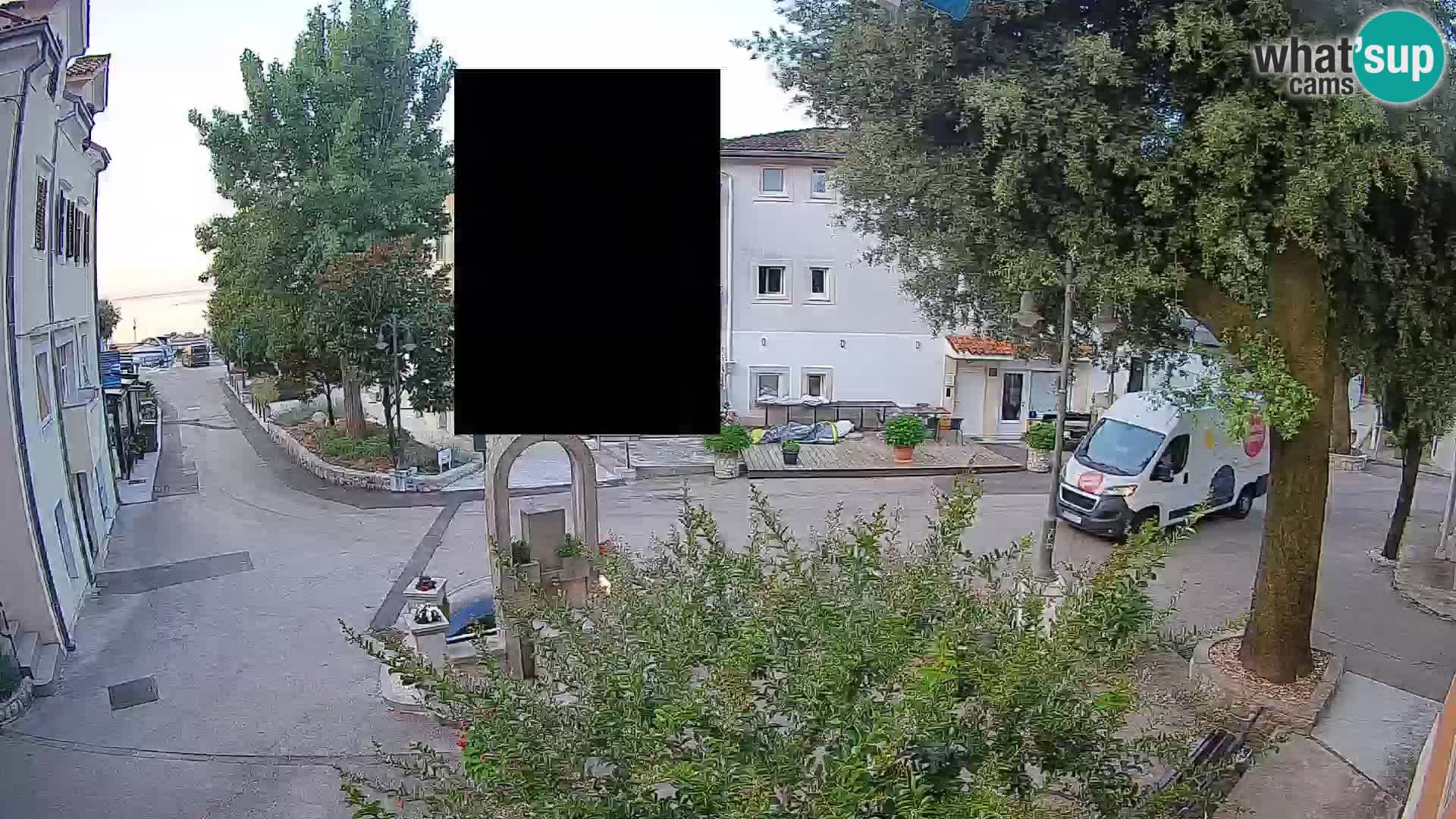 Spletna kamera center Mošćeniška Draga – Pogled v živo