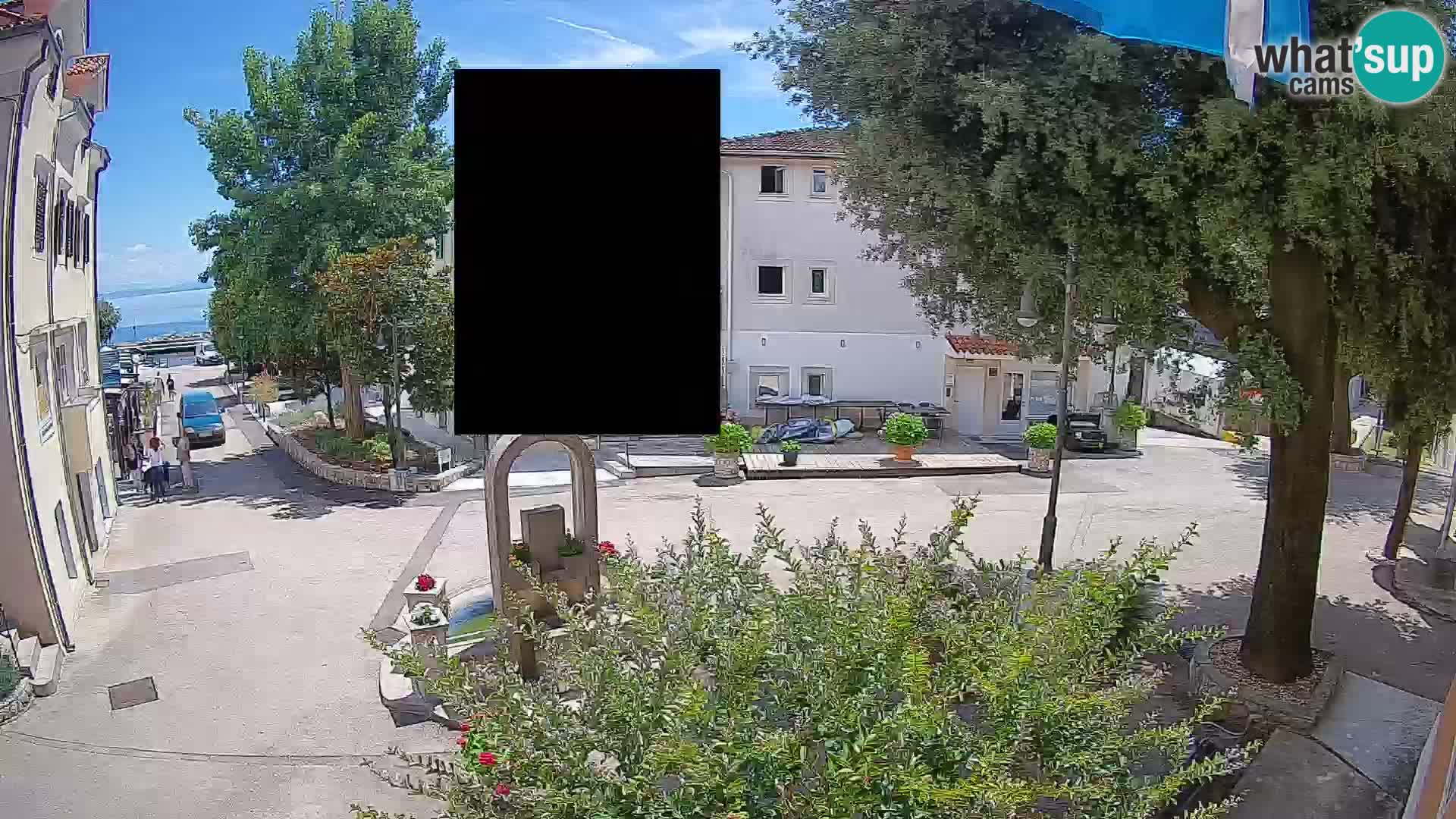 Webcam Mošćenička Draga Center – Live View of the Town Center