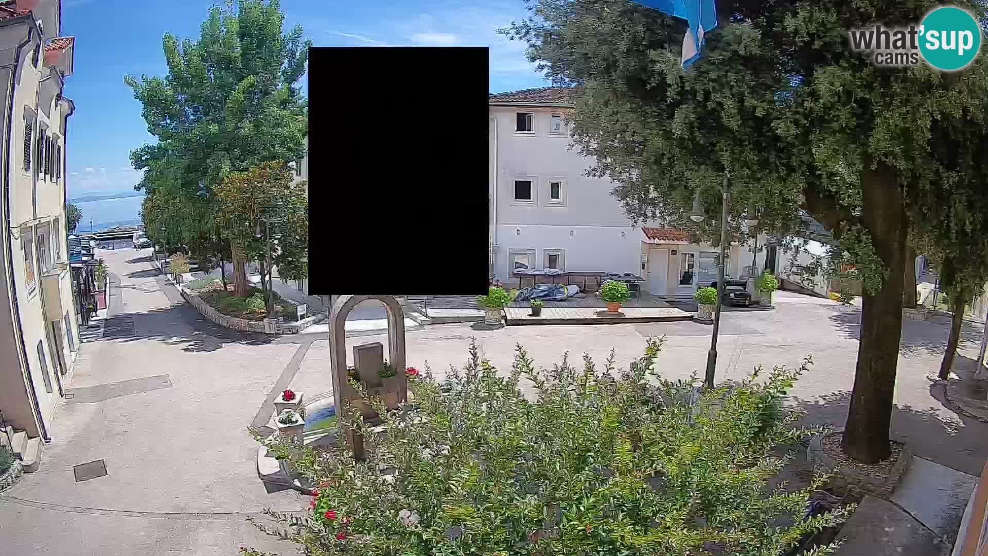 Webcam Mošćenička Draga Center – Live View of the Town Center
