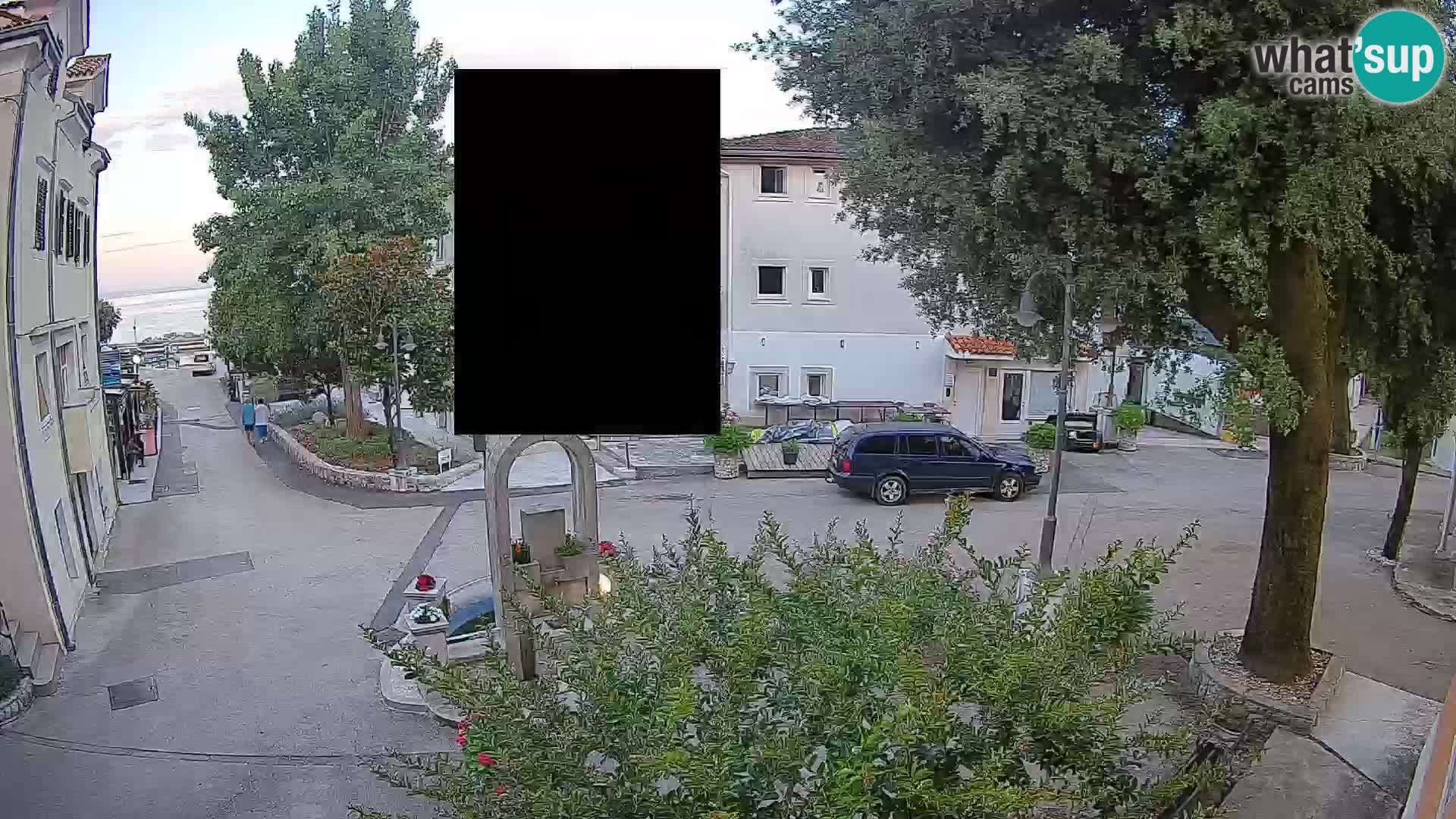 Spletna kamera center Mošćeniška Draga – Pogled v živo