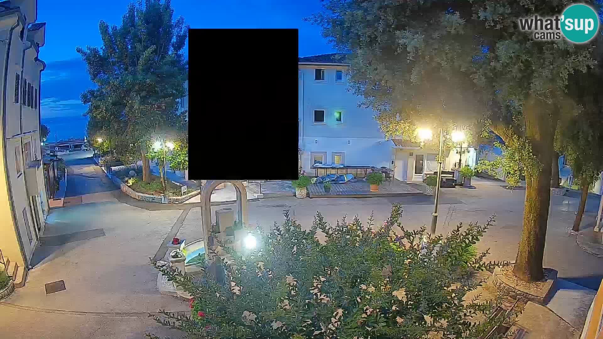 Web kamera centar Mošćeničke Drage – Pogled uživo