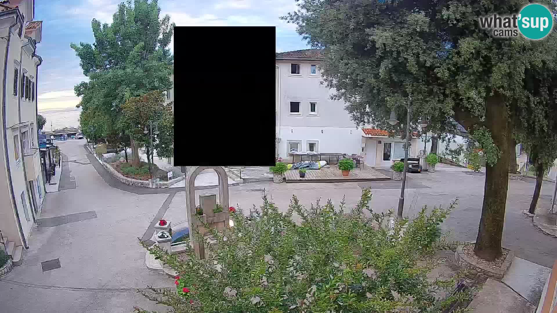 Spletna kamera center Mošćeniška Draga – Pogled v živo