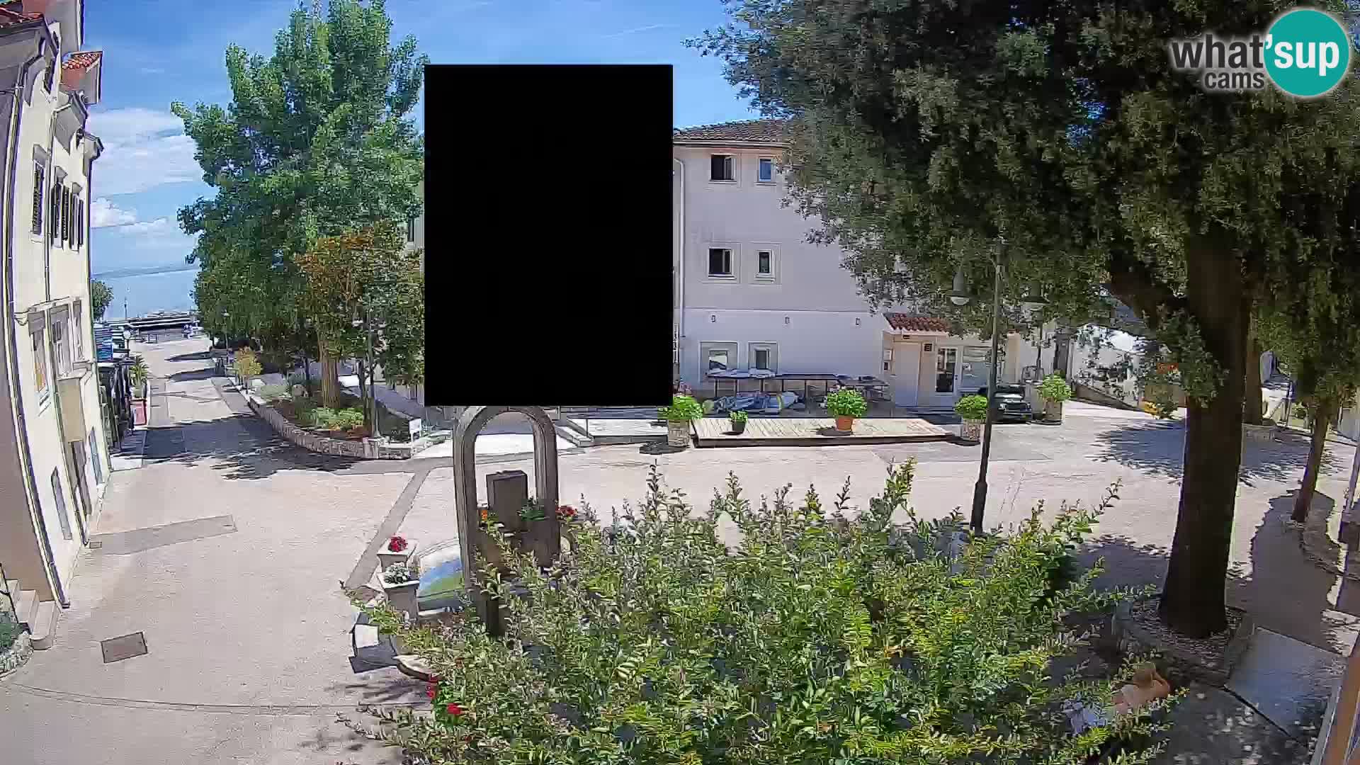 Webcam Mošćenička Draga Center – Live View of the Town Center
