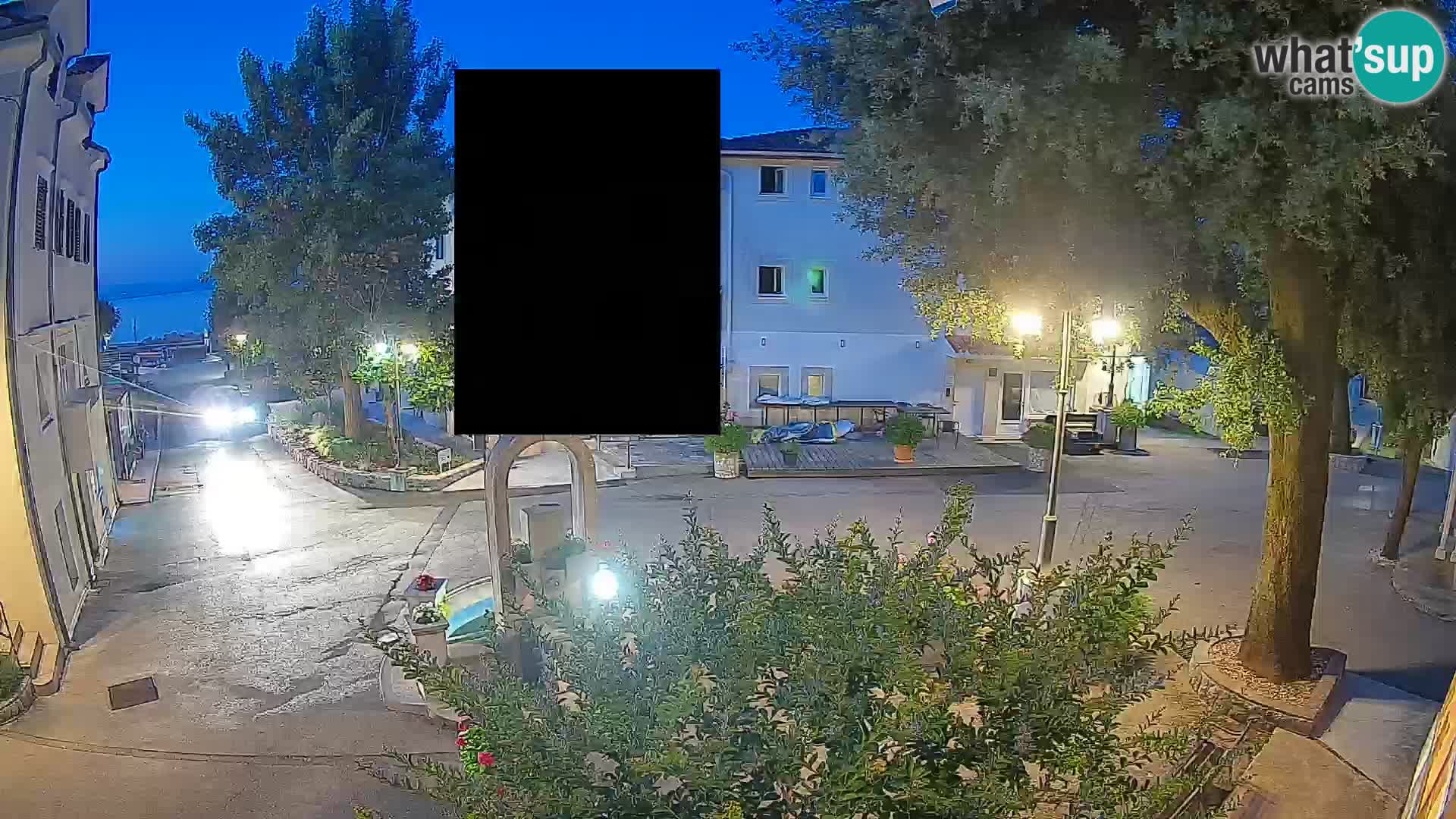 Spletna kamera center Mošćeniška Draga – Pogled v živo