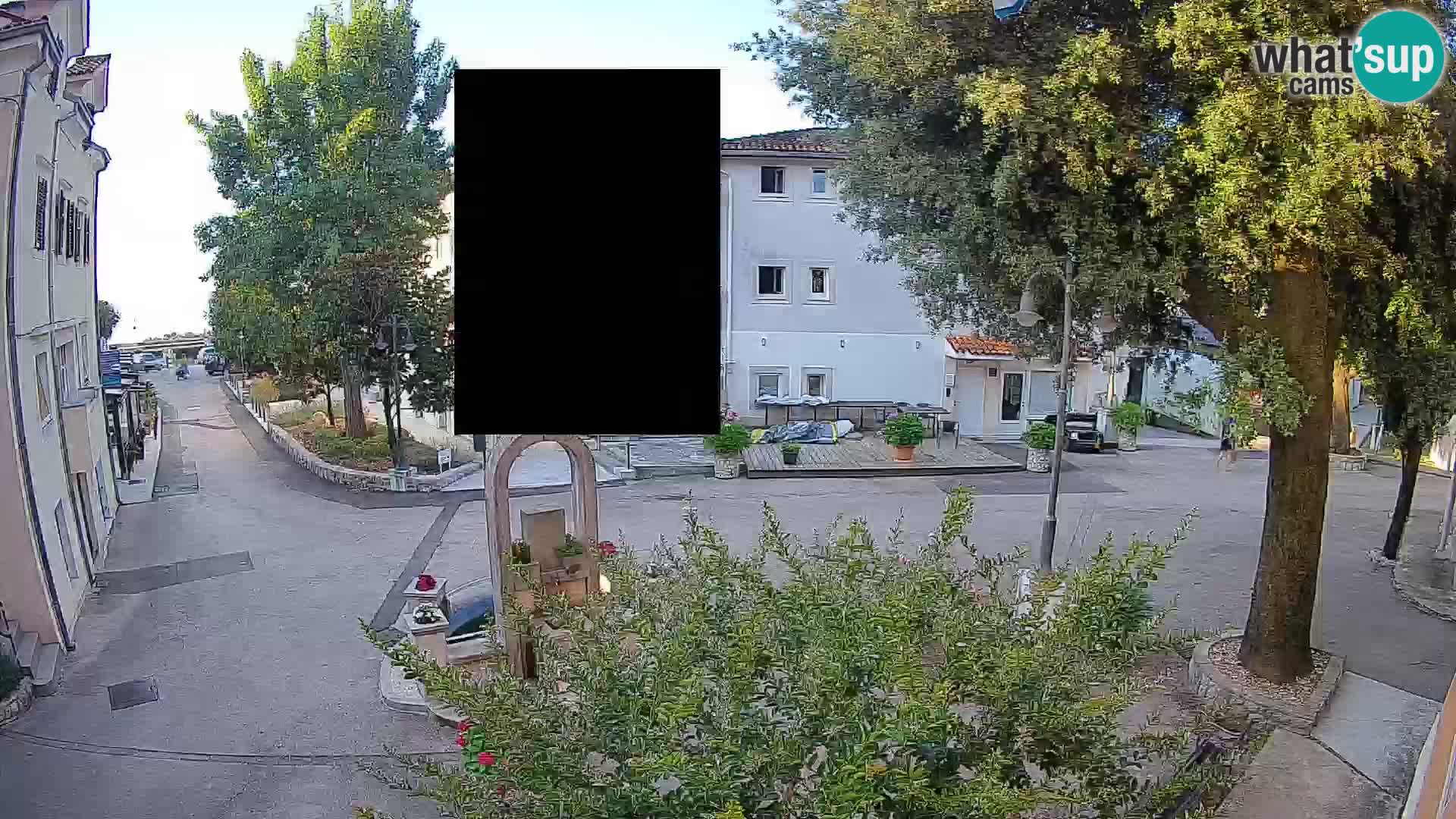 Webcam Mošćenička Draga Center – Live View of the Town Center