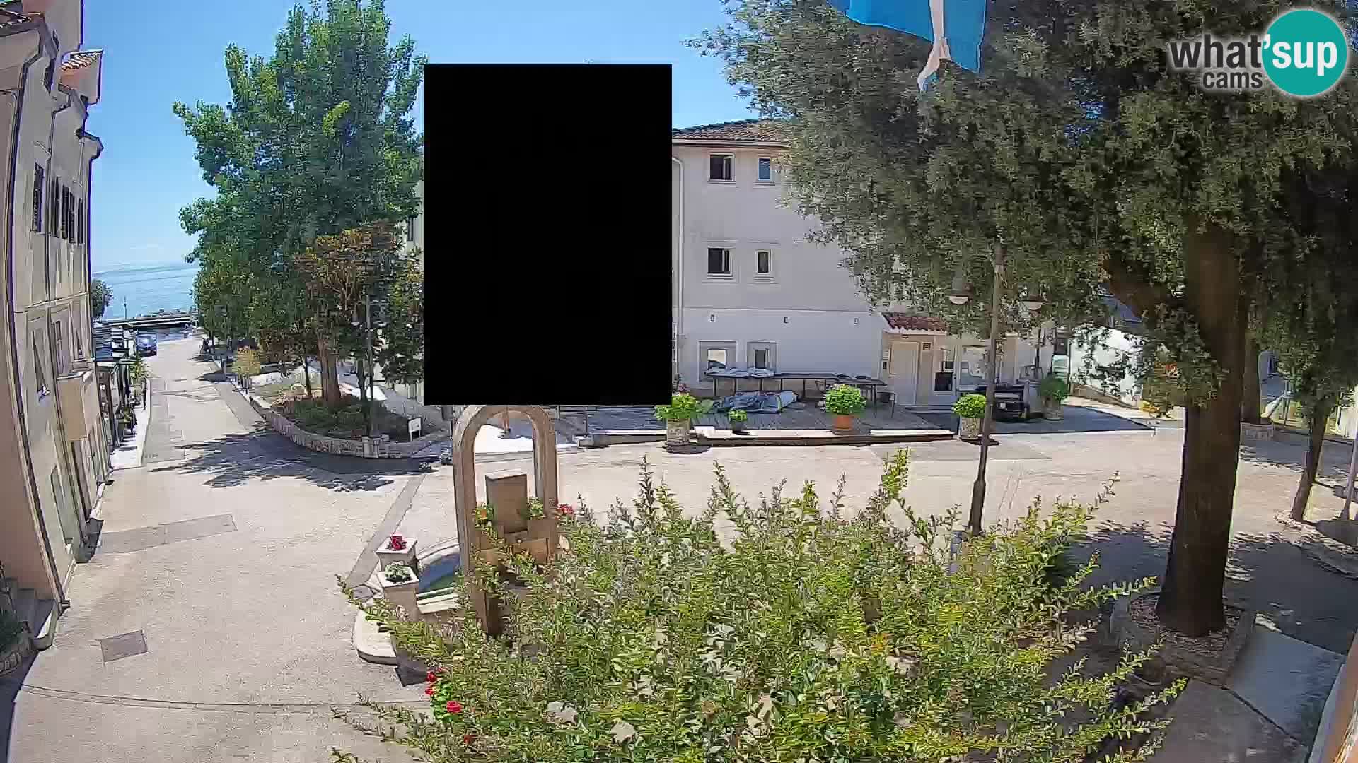 Webcam Mošćenička Draga Center – Live View of the Town Center