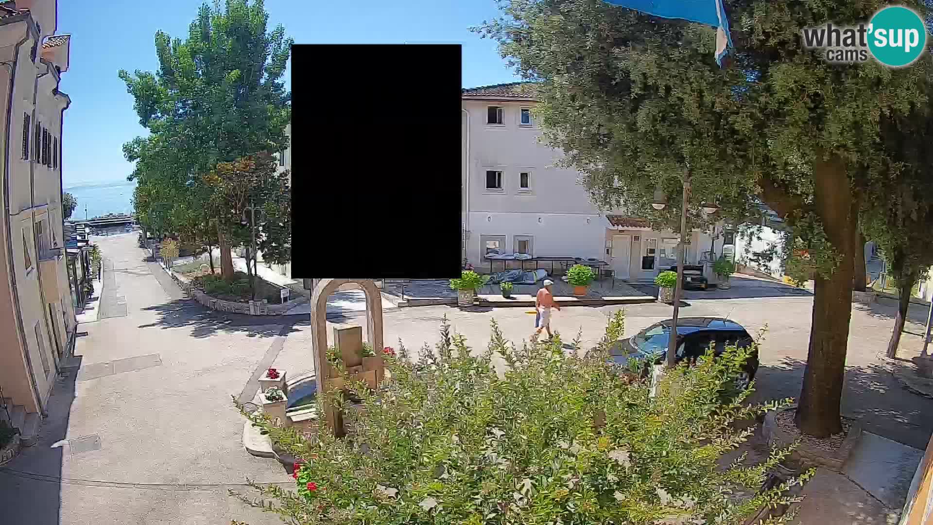 Webcam Mošćenička Draga Center – Live View of the Town Center