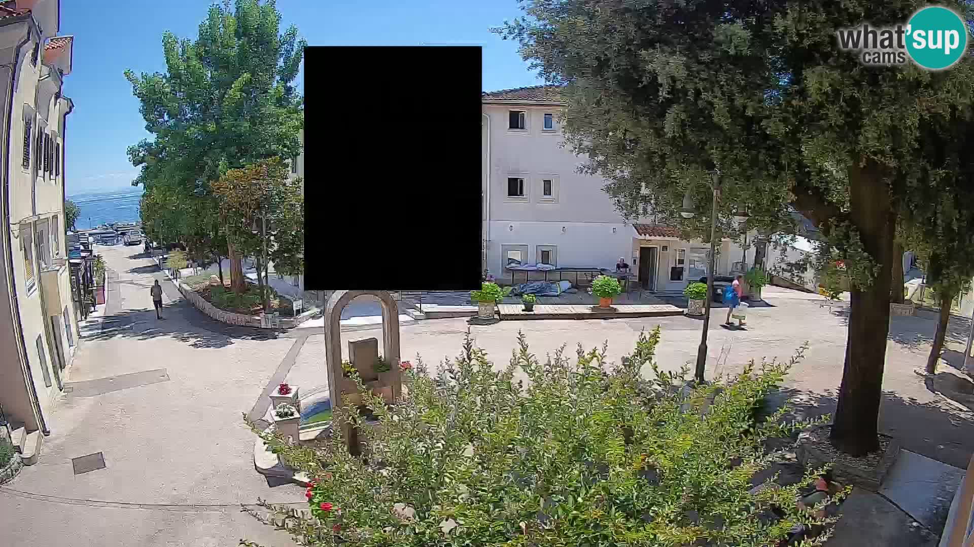 Webcam Mošćenička Draga Center – Live View of the Town Center