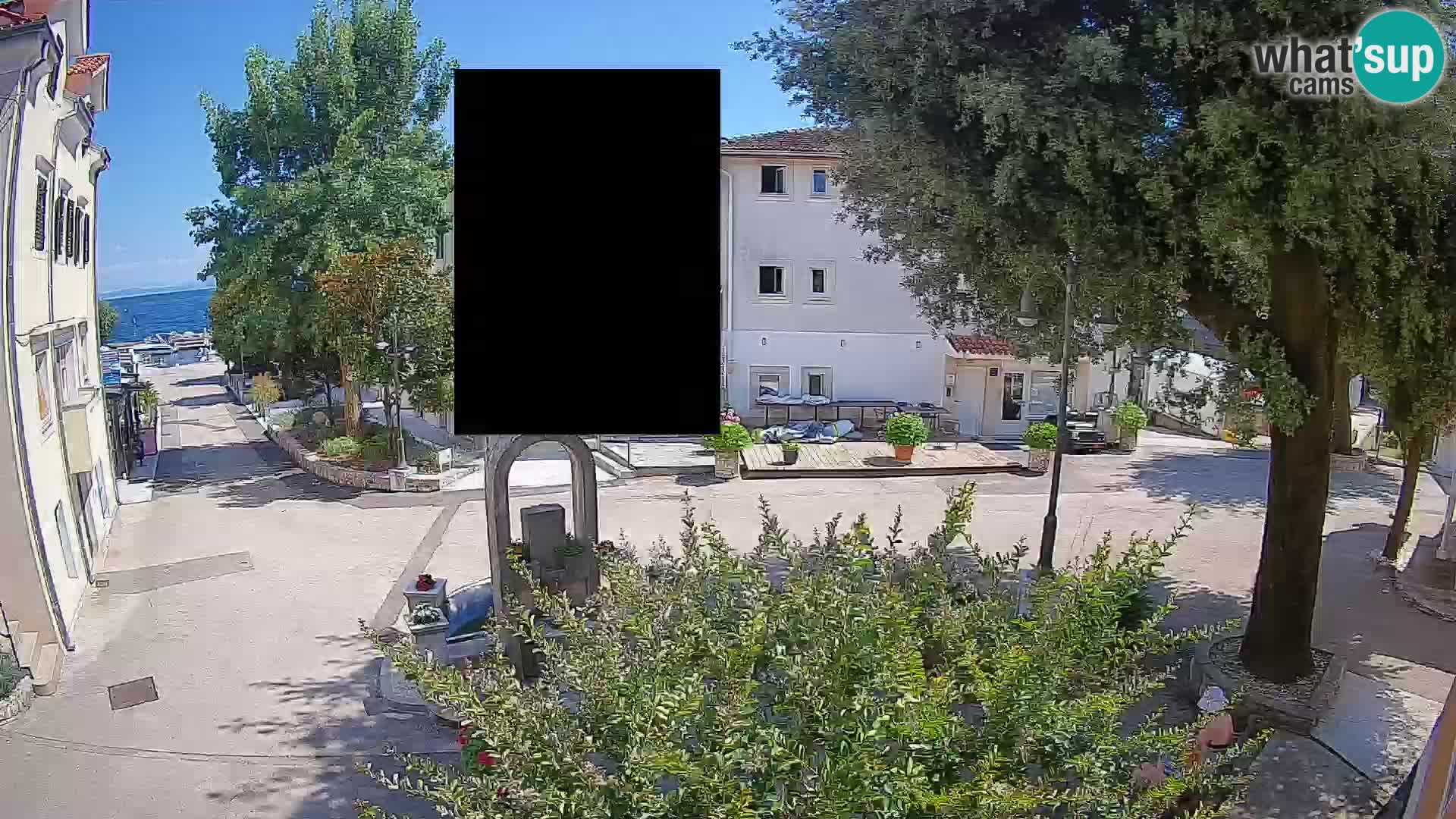 Webcam Mošćenička Draga Center – Live View of the Town Center