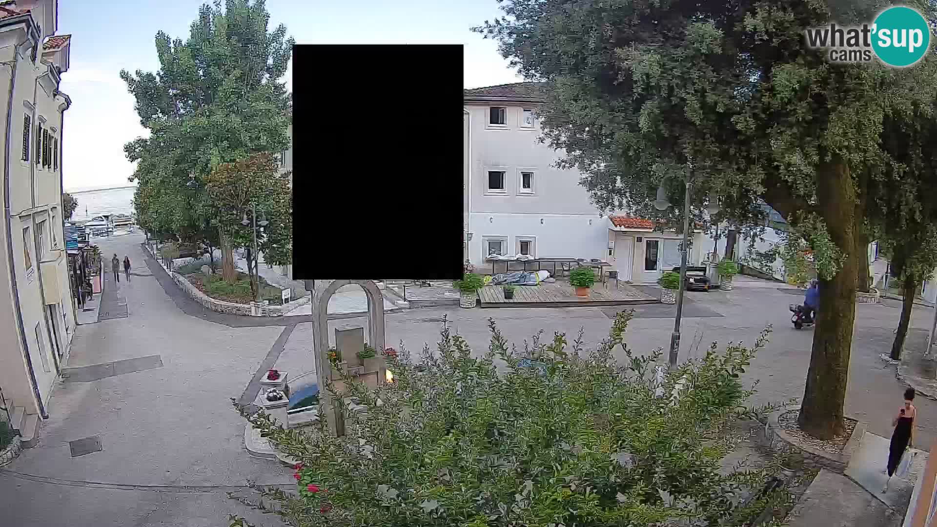 Spletna kamera center Mošćeniška Draga – Pogled v živo