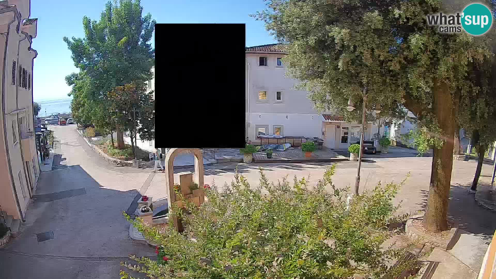 Web kamera centar Mošćeničke Drage – Pogled uživo