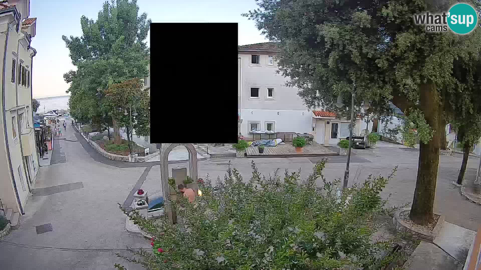 Spletna kamera center Mošćeniška Draga – Pogled v živo