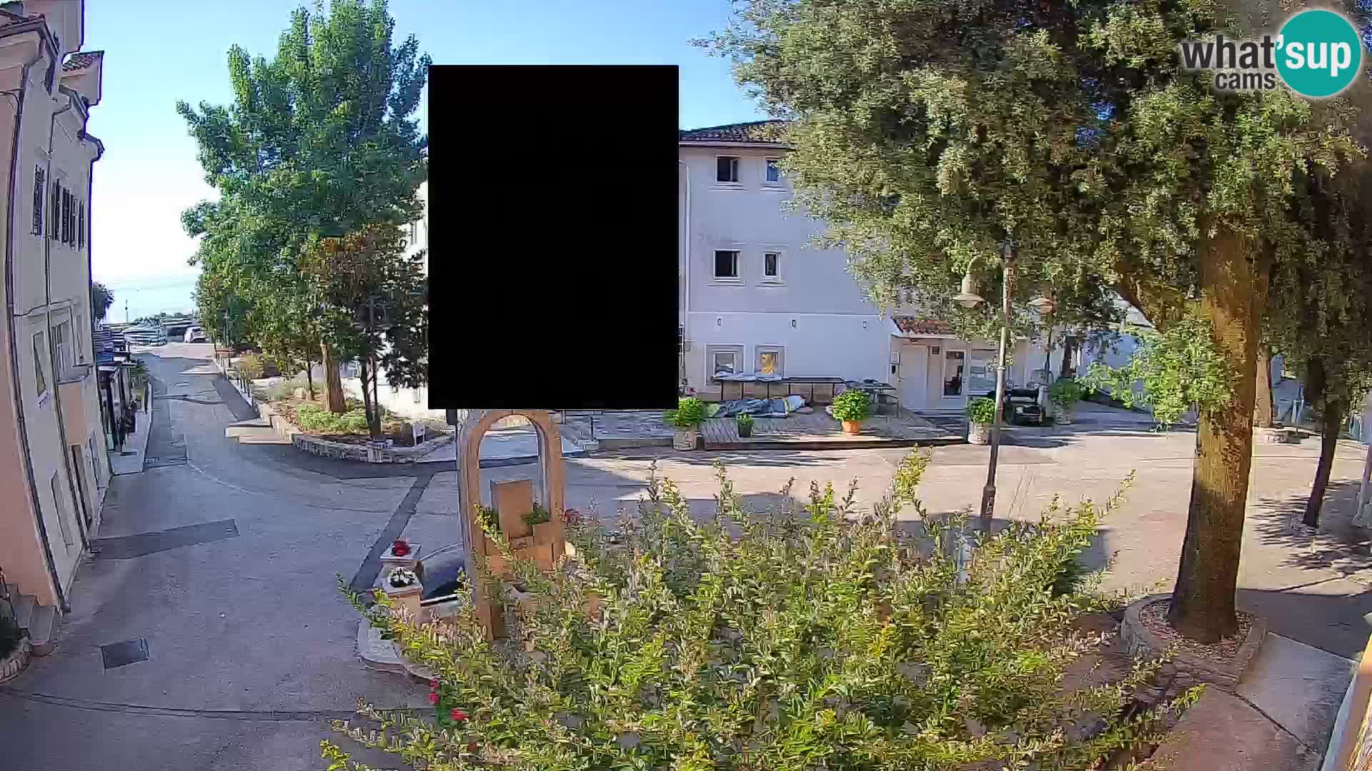 Webcam Mošćenička Draga Center – Live View of the Town Center