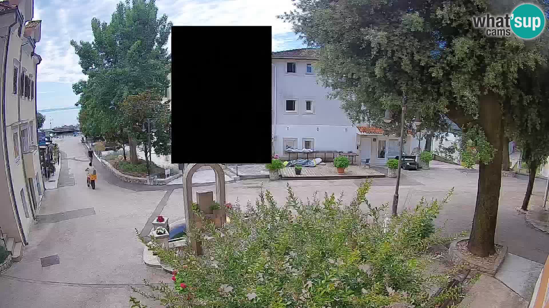 Webcam Mošćenička Draga Center – Live View of the Town Center