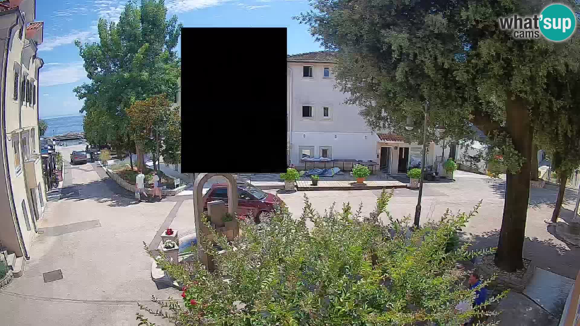 Webcam Mošćenička Draga Center – Live View of the Town Center
