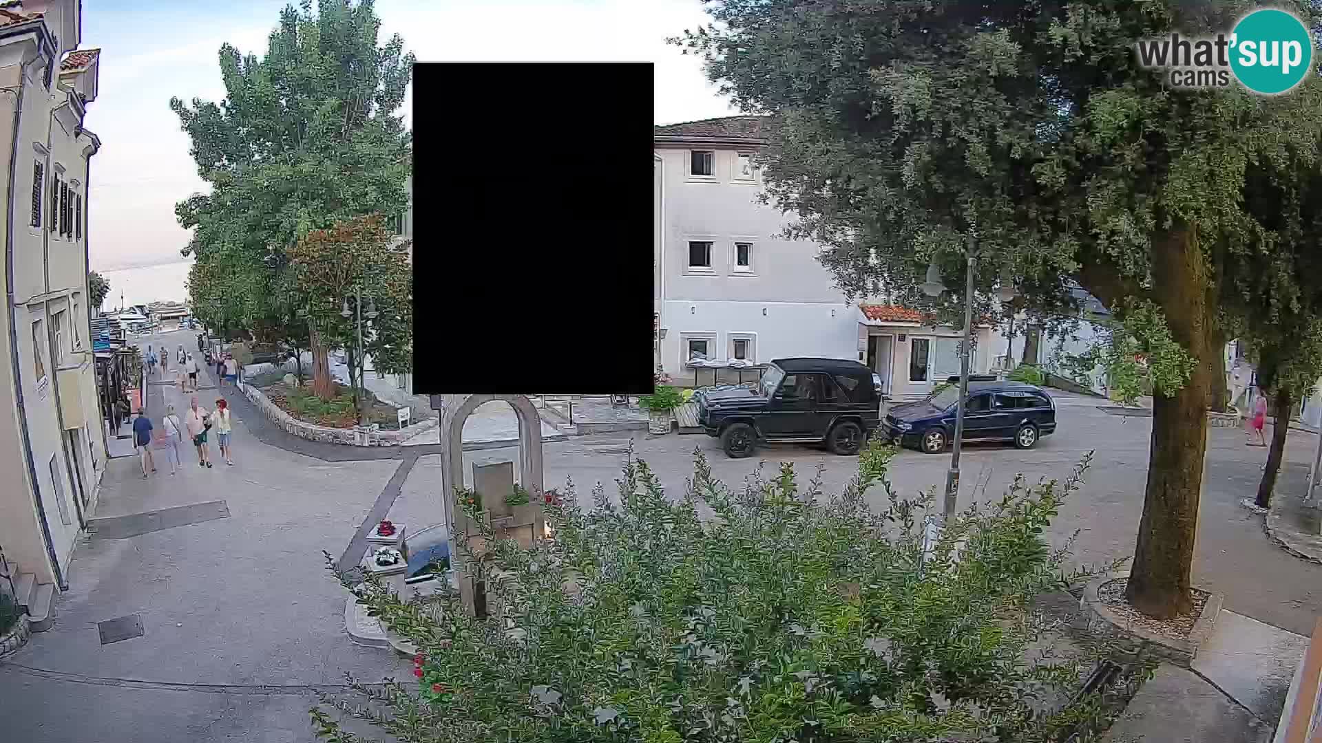 Web kamera centar Mošćeničke Drage – Pogled uživo