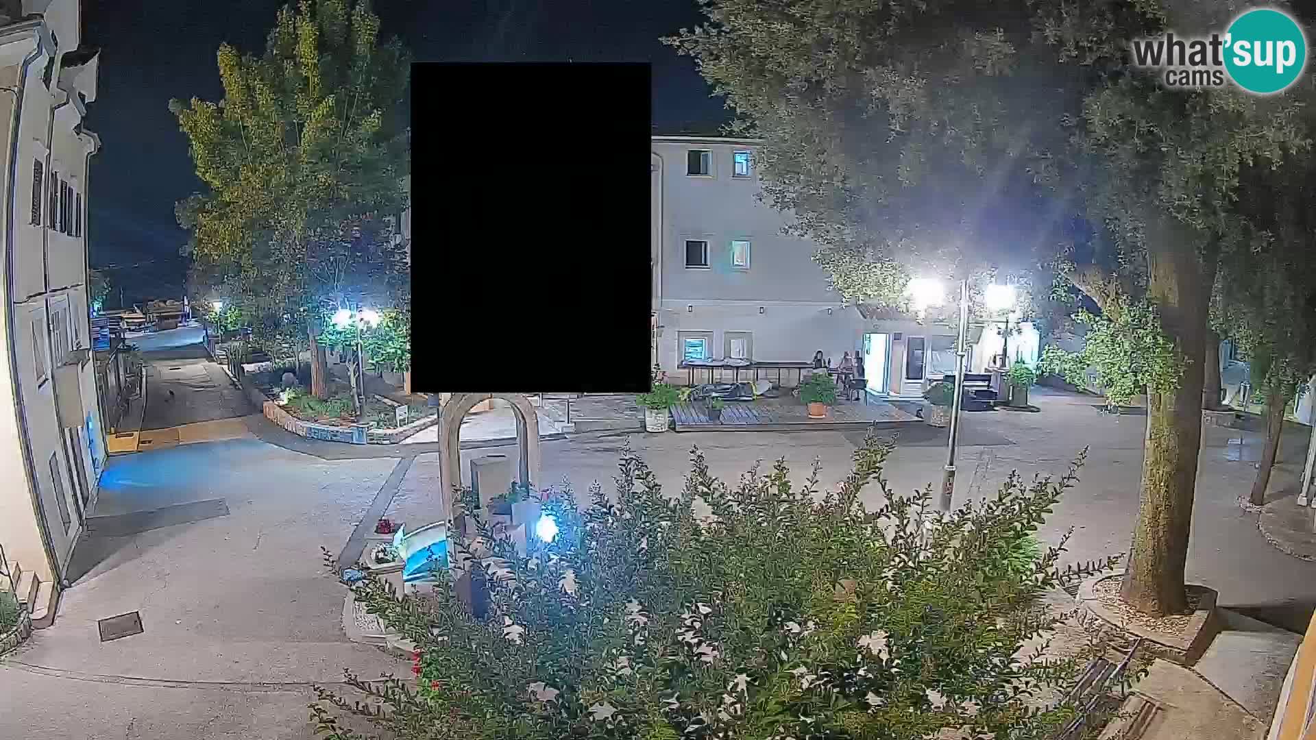 Web kamera centar Mošćeničke Drage – Pogled uživo