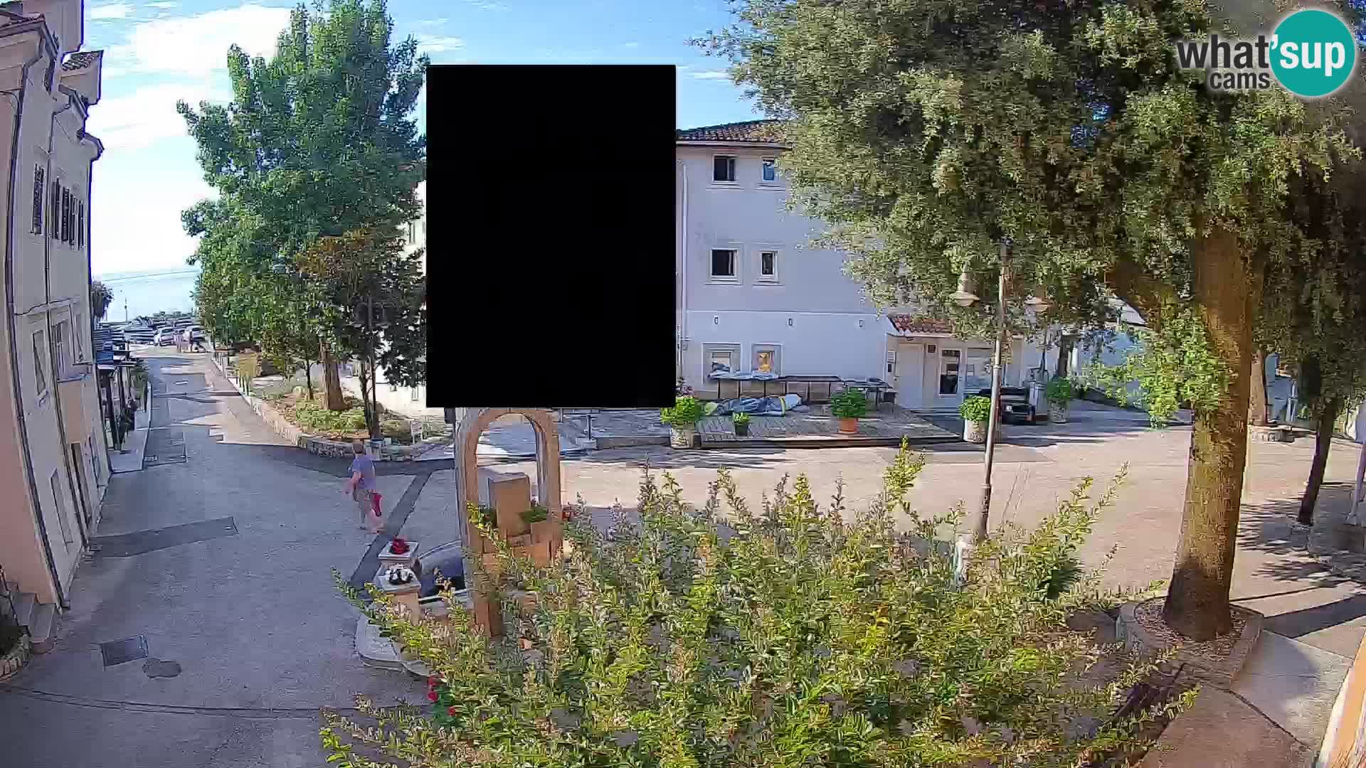 Web kamera centar Mošćeničke Drage – Pogled uživo