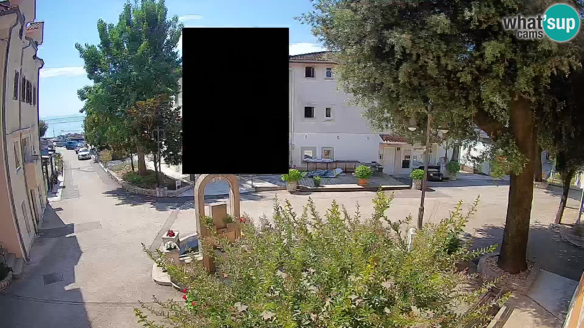 Webcam Mošćenička Draga Center – Live View of the Town Center
