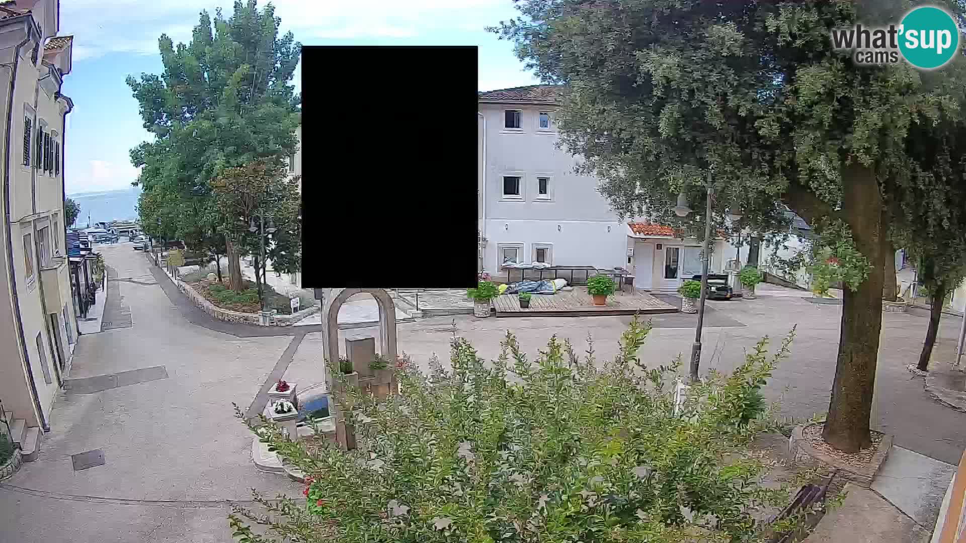 Spletna kamera center Mošćeniška Draga – Pogled v živo