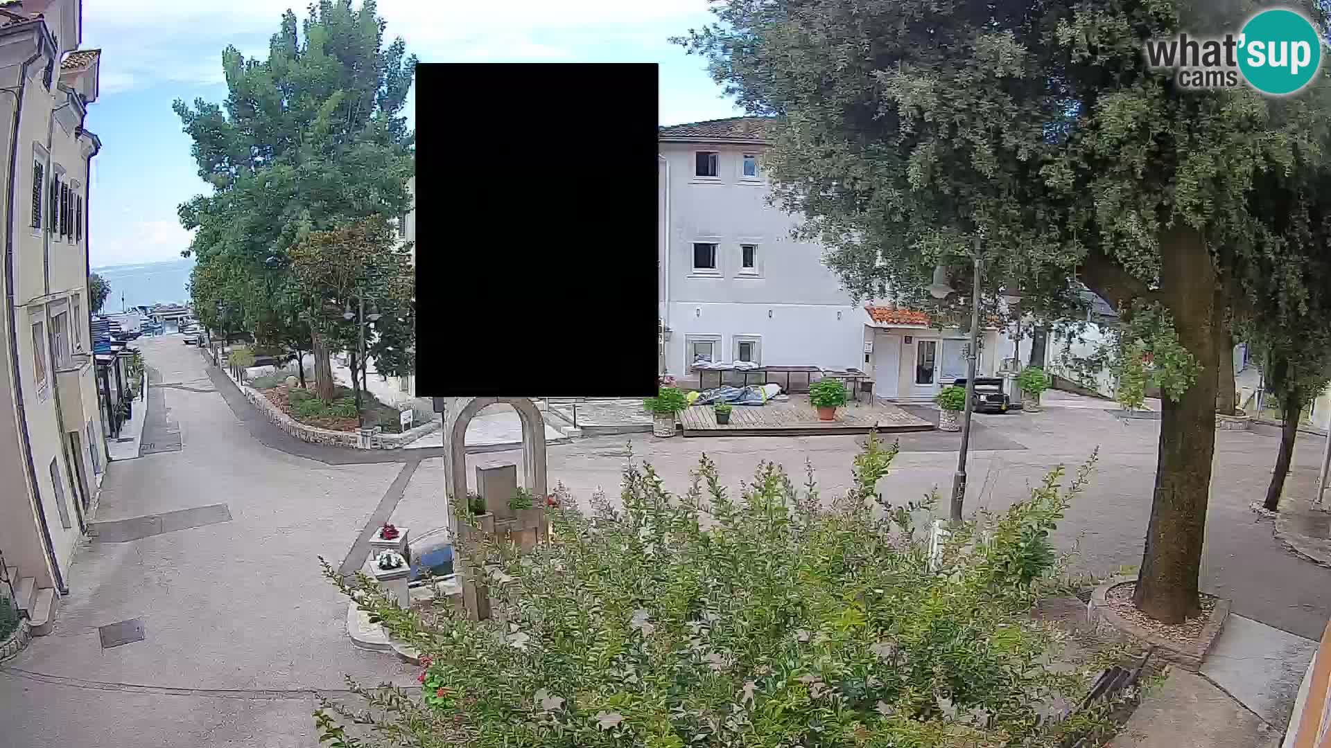 Web kamera centar Mošćeničke Drage – Pogled uživo