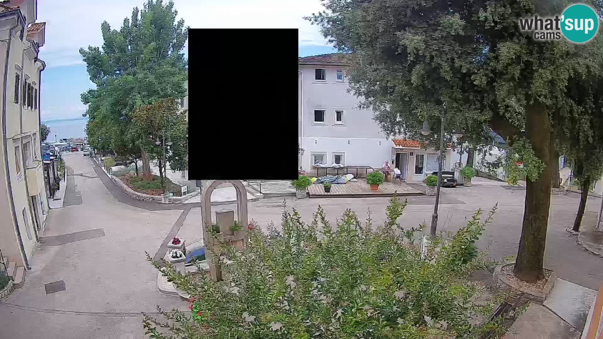 Webcam Mošćenička Draga Center – Live View of the Town Center