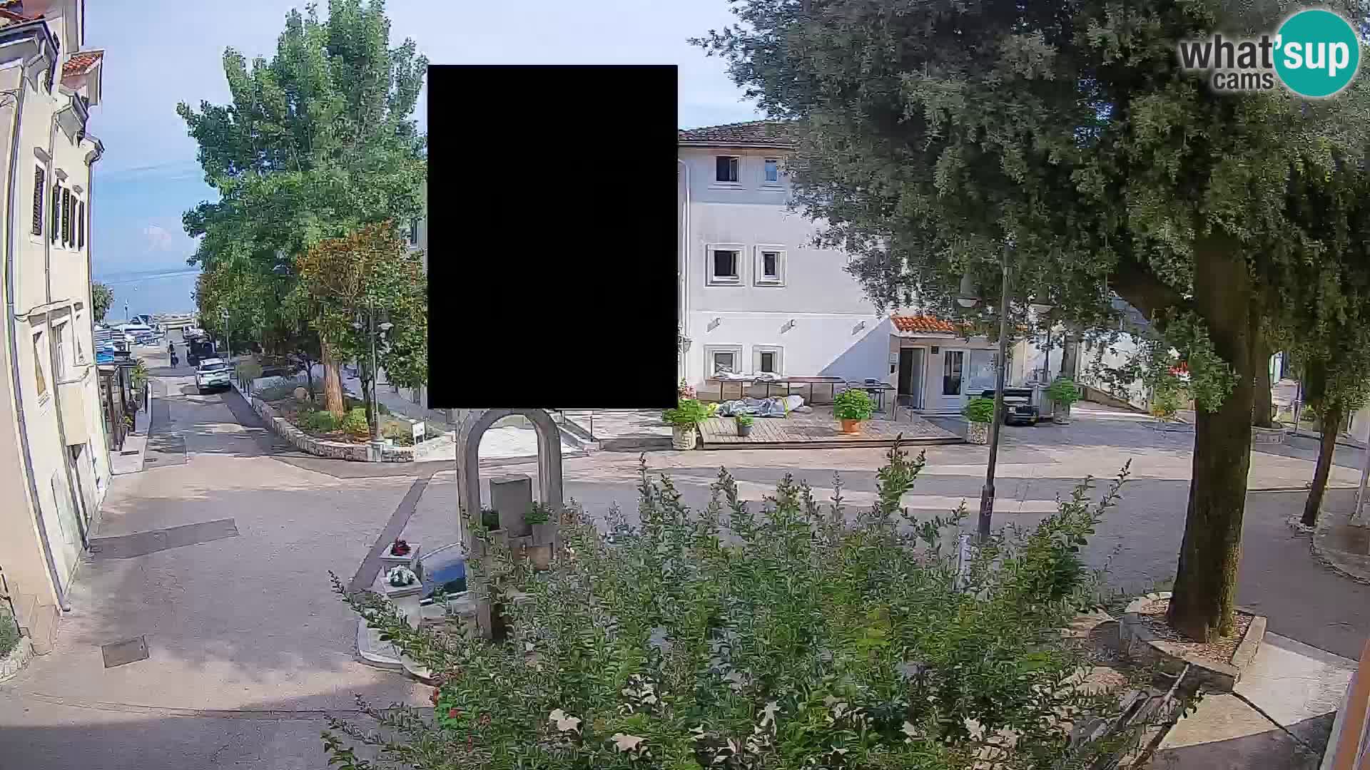 Web kamera centar Mošćeničke Drage – Pogled uživo