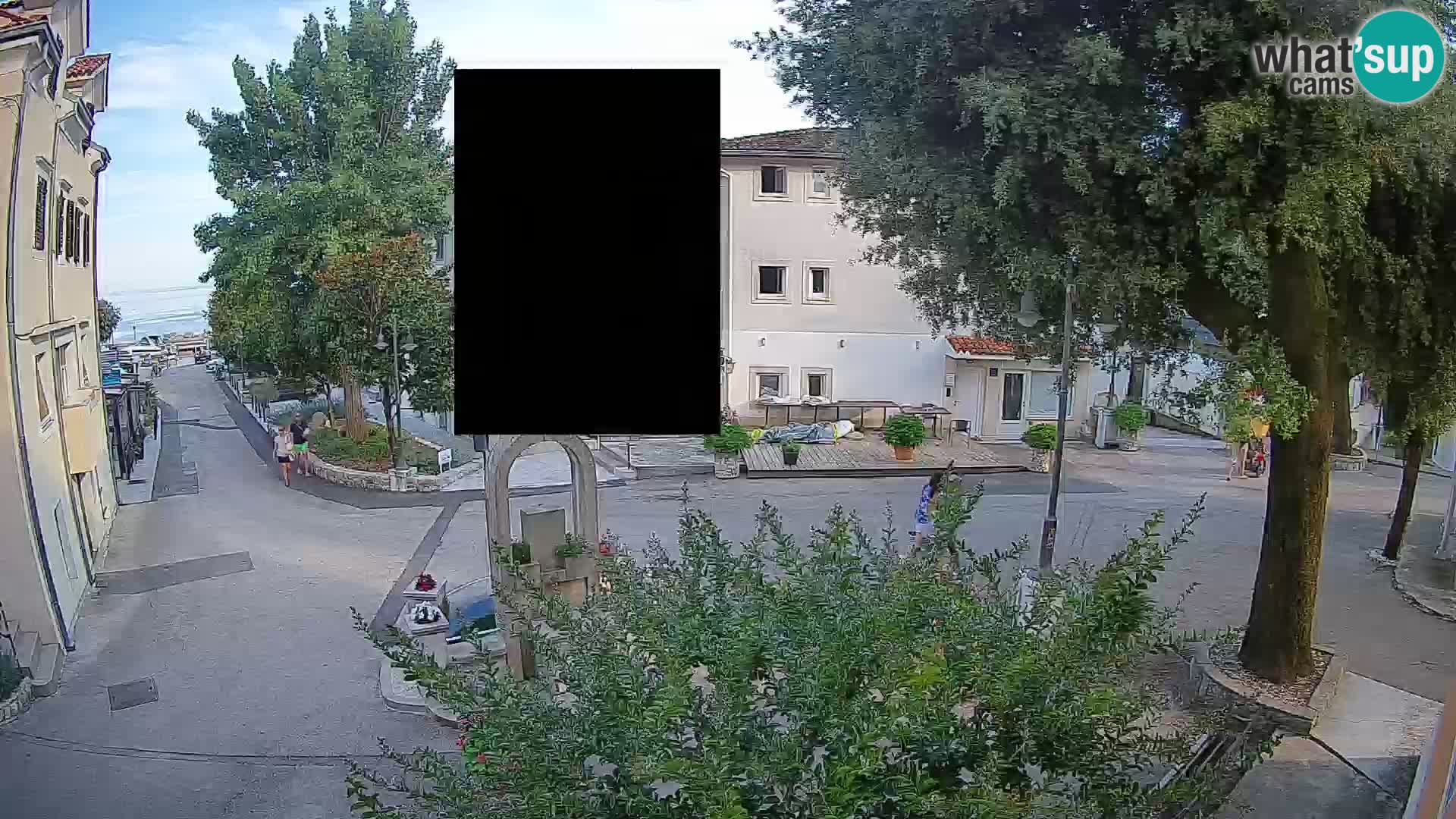 Web kamera centar Mošćeničke Drage – Pogled uživo