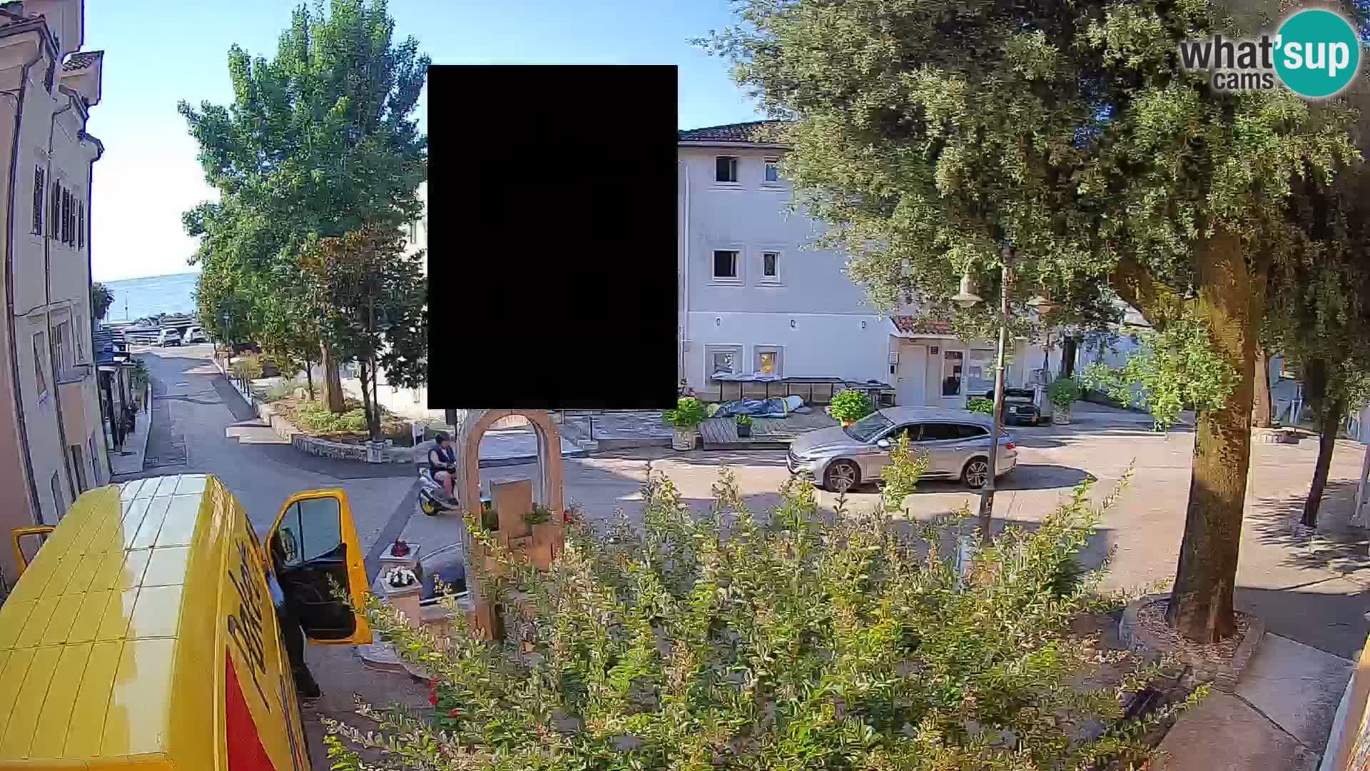 Webcam Mošćenička Draga Center – Live View of the Town Center