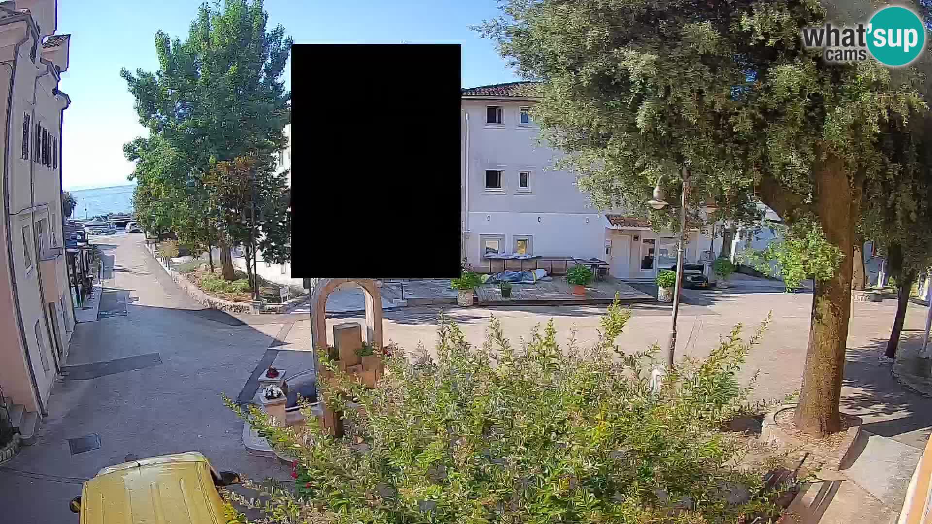 Webcam Mošćenička Draga Center – Live View of the Town Center