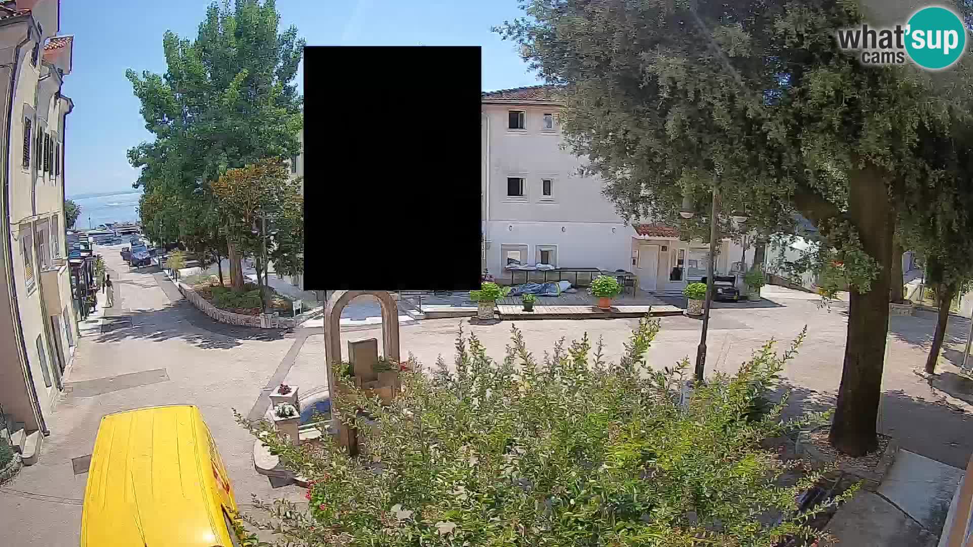 Web kamera centar Mošćeničke Drage – Pogled uživo