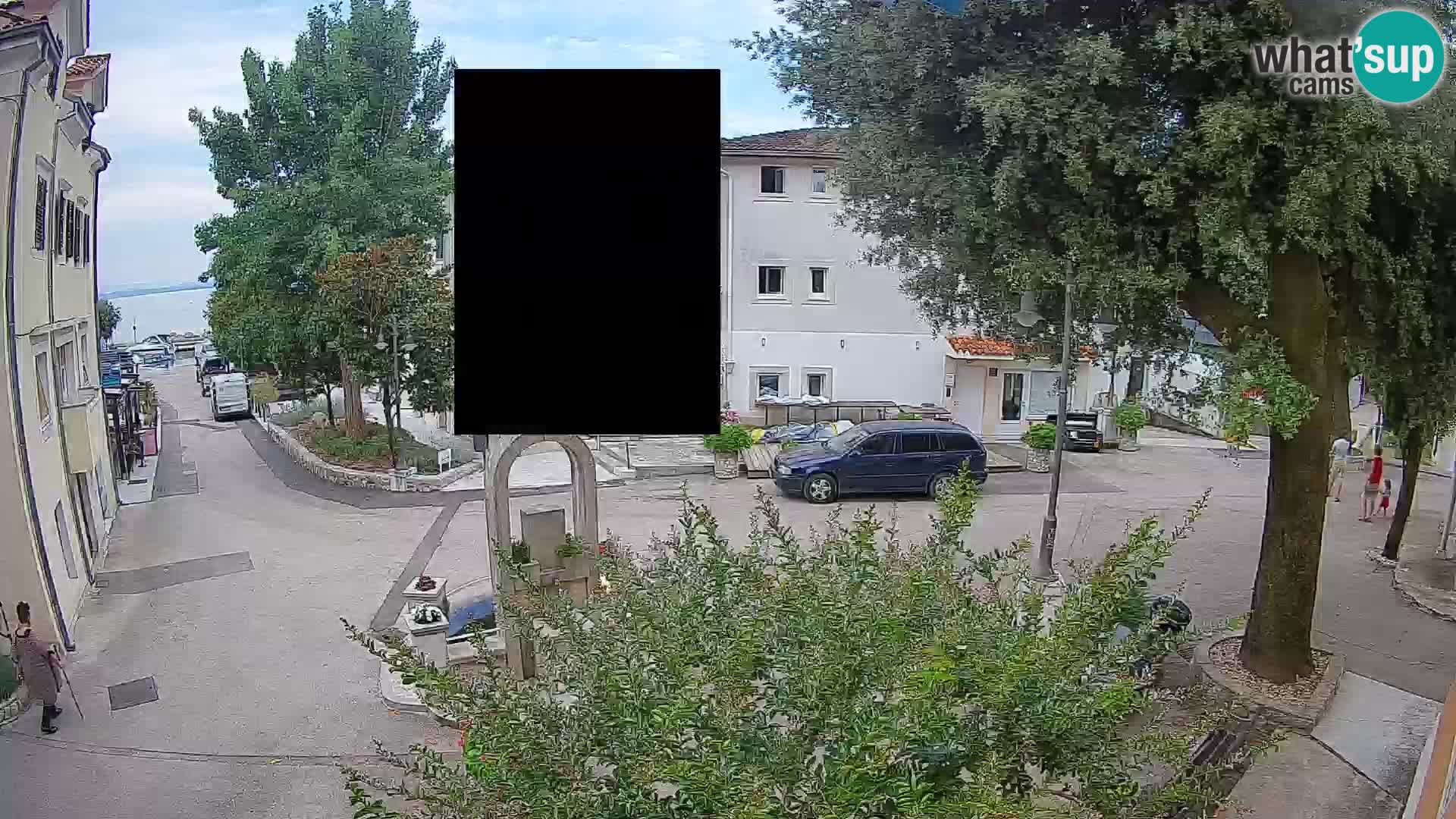 Spletna kamera center Mošćeniška Draga – Pogled v živo