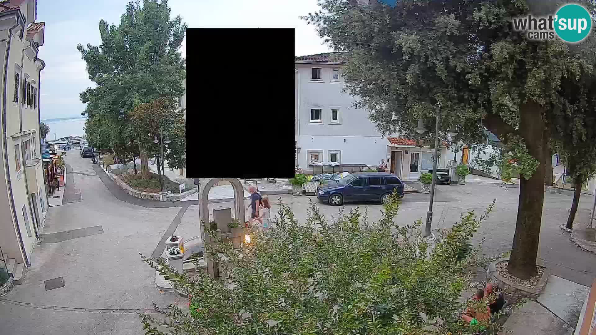Web kamera centar Mošćeničke Drage – Pogled uživo