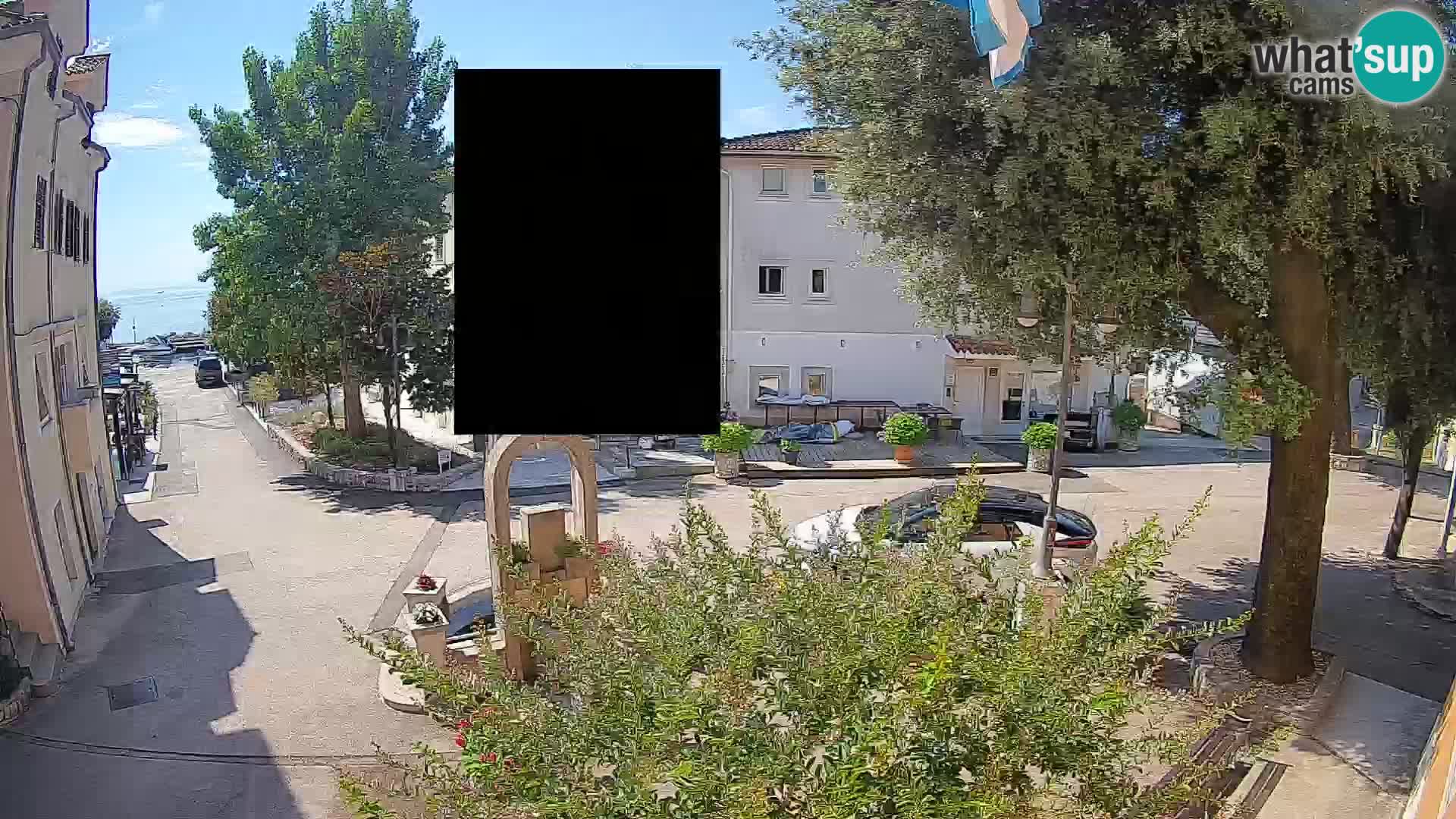 Web kamera centar Mošćeničke Drage – Pogled uživo
