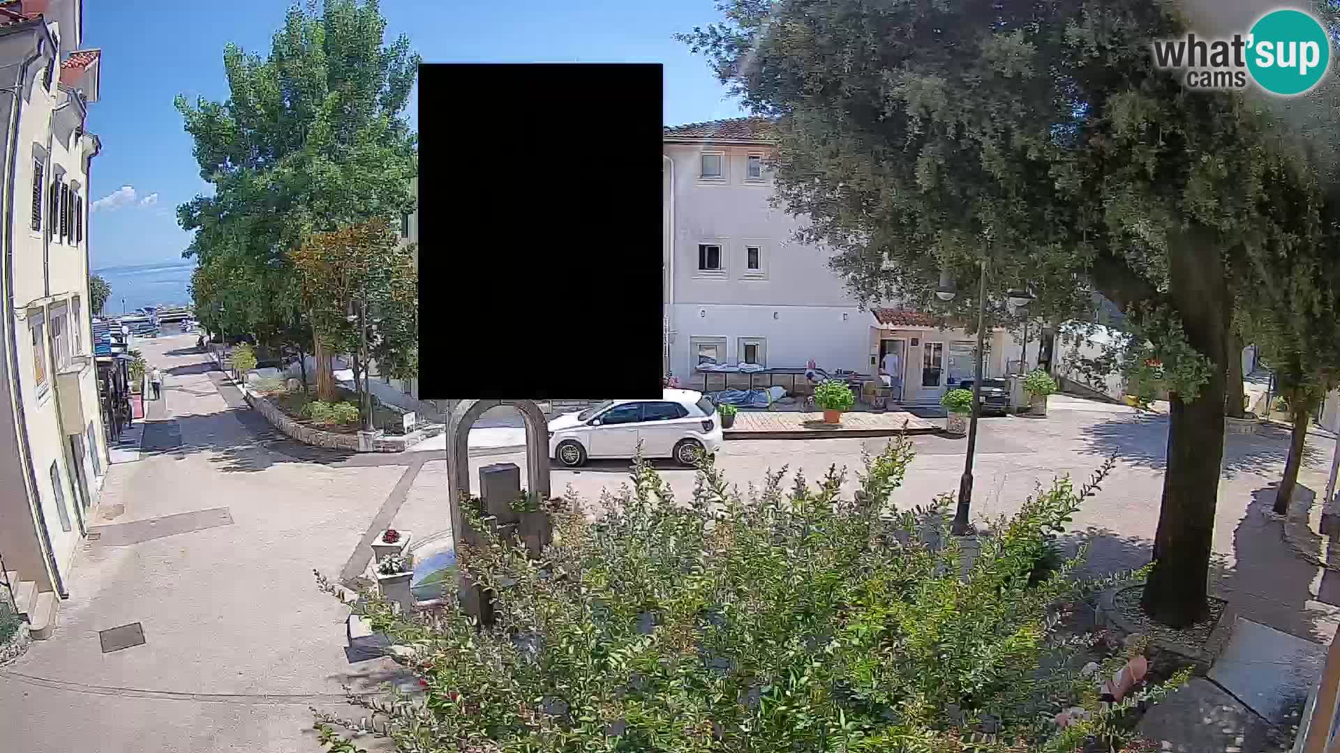 Spletna kamera center Mošćeniška Draga – Pogled v živo