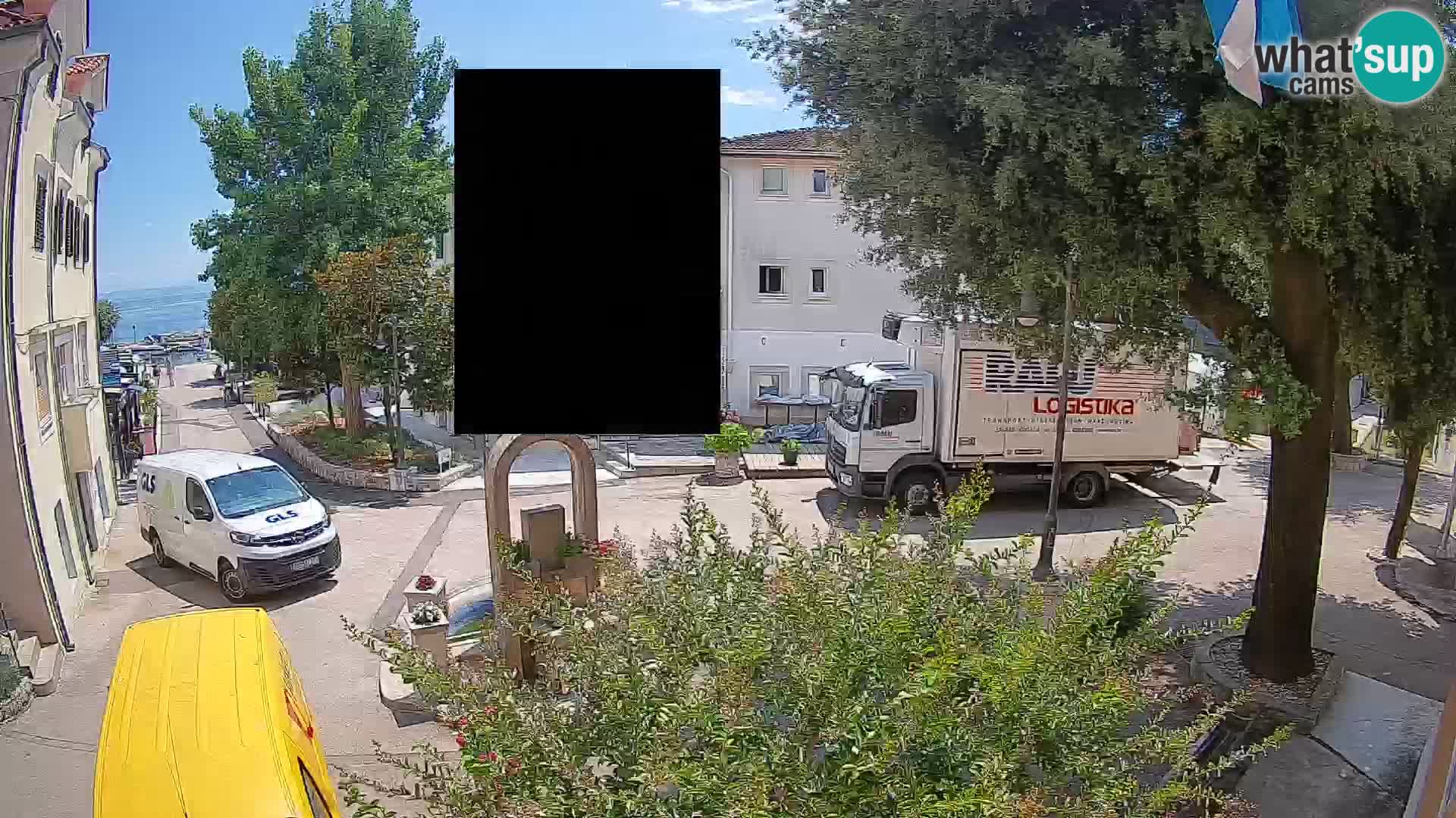 Web kamera centar Mošćeničke Drage – Pogled uživo
