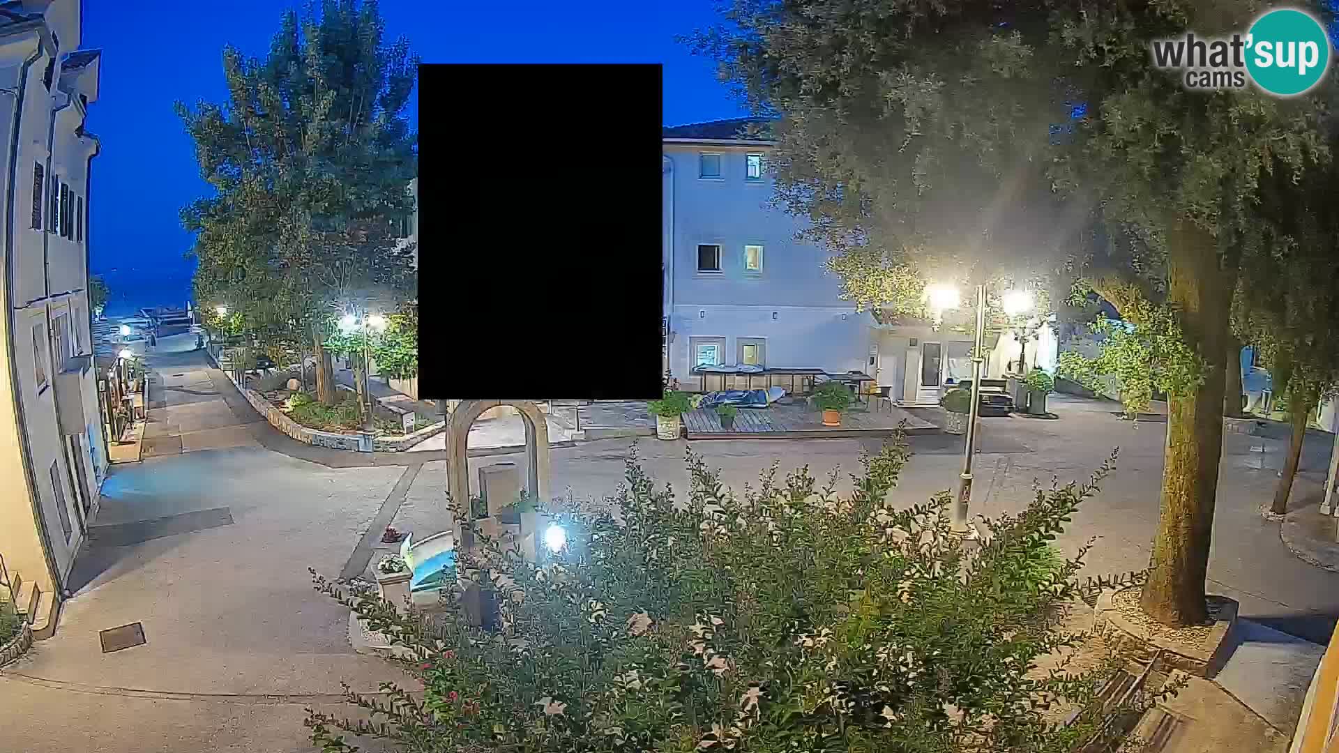 Web kamera centar Mošćeničke Drage – Pogled uživo