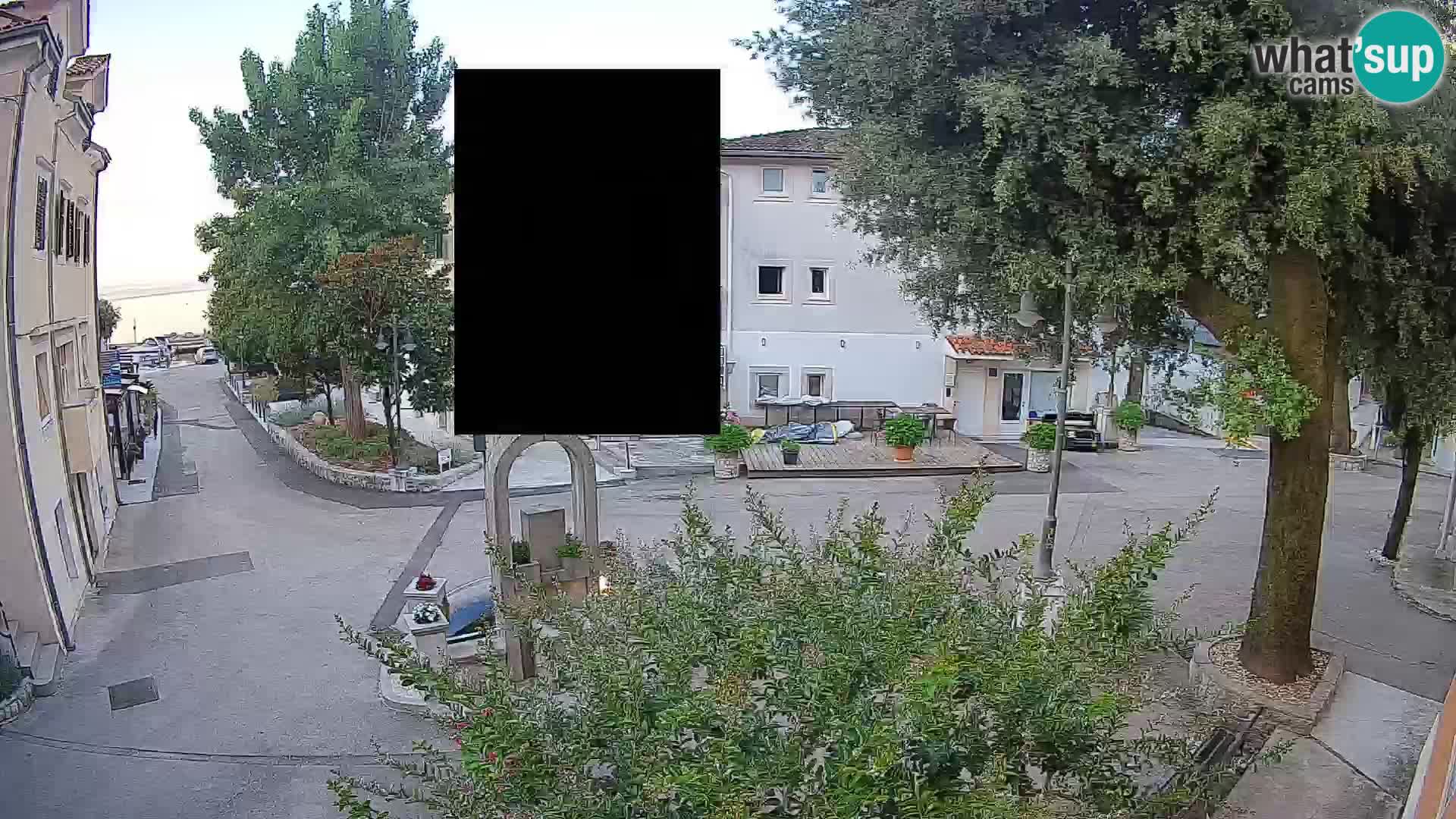 Spletna kamera center Mošćeniška Draga – Pogled v živo