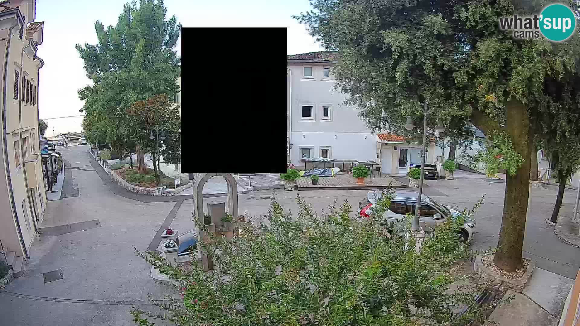 Webcam Mošćenička Draga Center – Live View of the Town Center