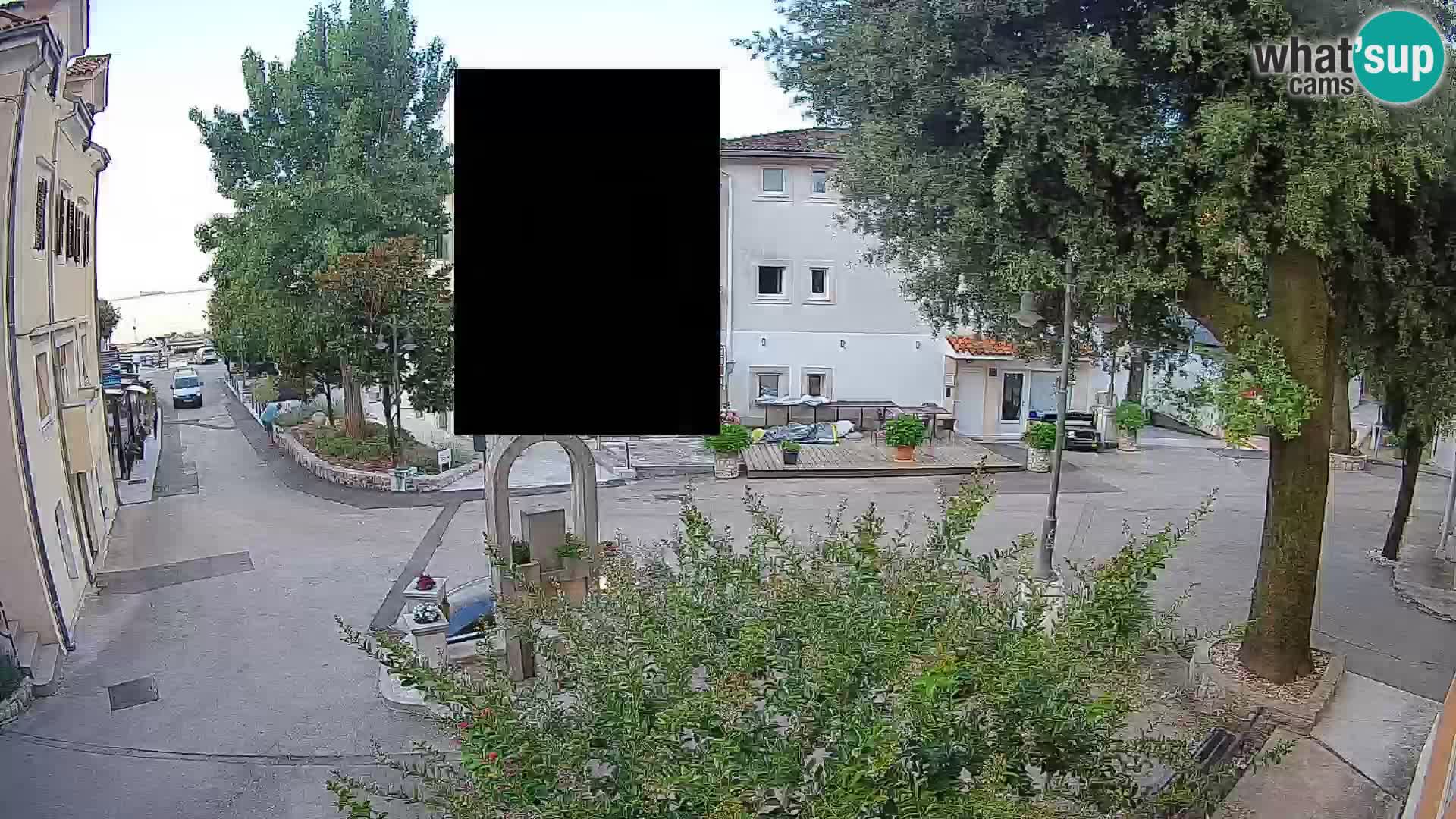 Webcam Mošćenička Draga Center – Live View of the Town Center