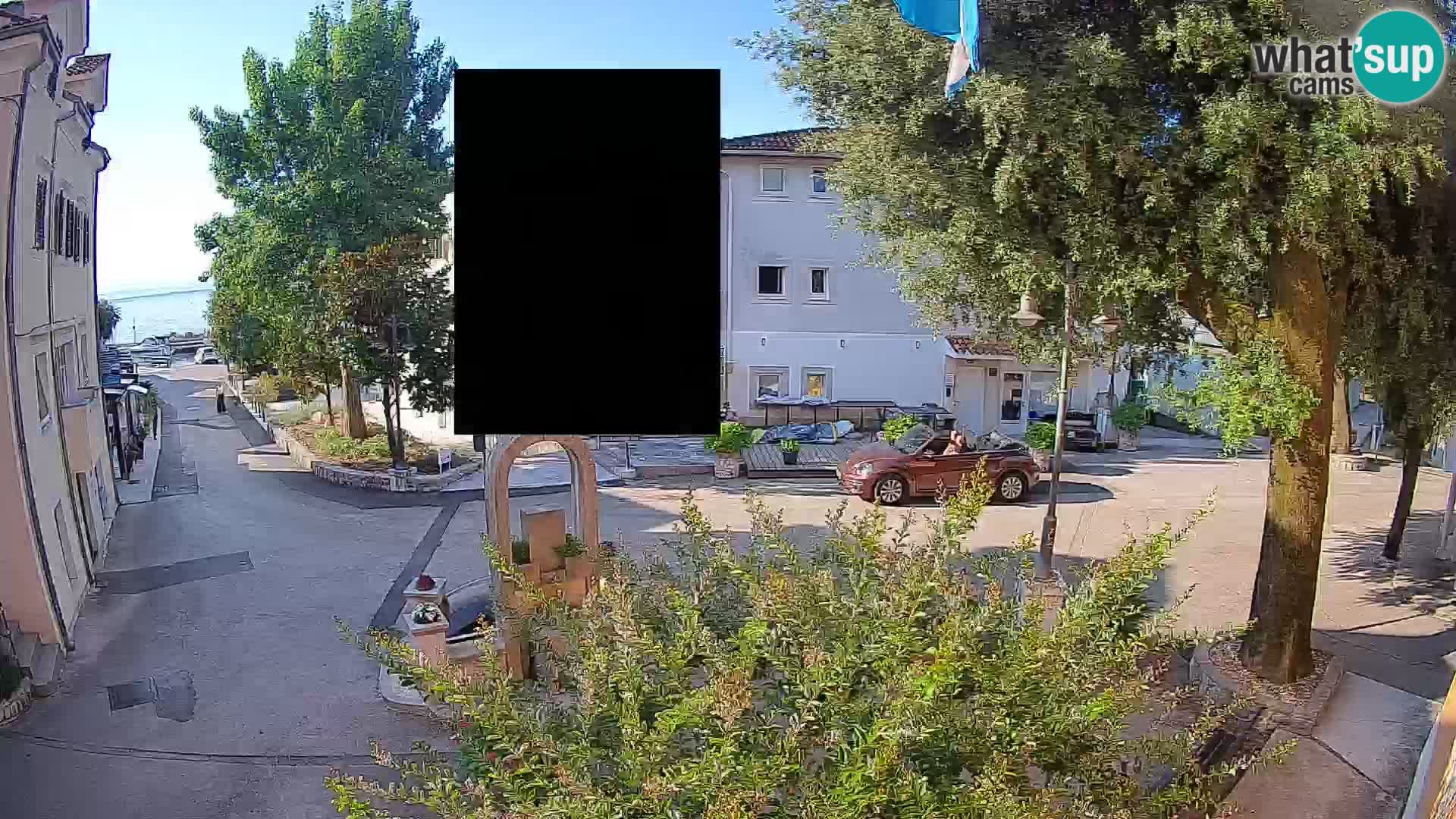 Spletna kamera center Mošćeniška Draga – Pogled v živo