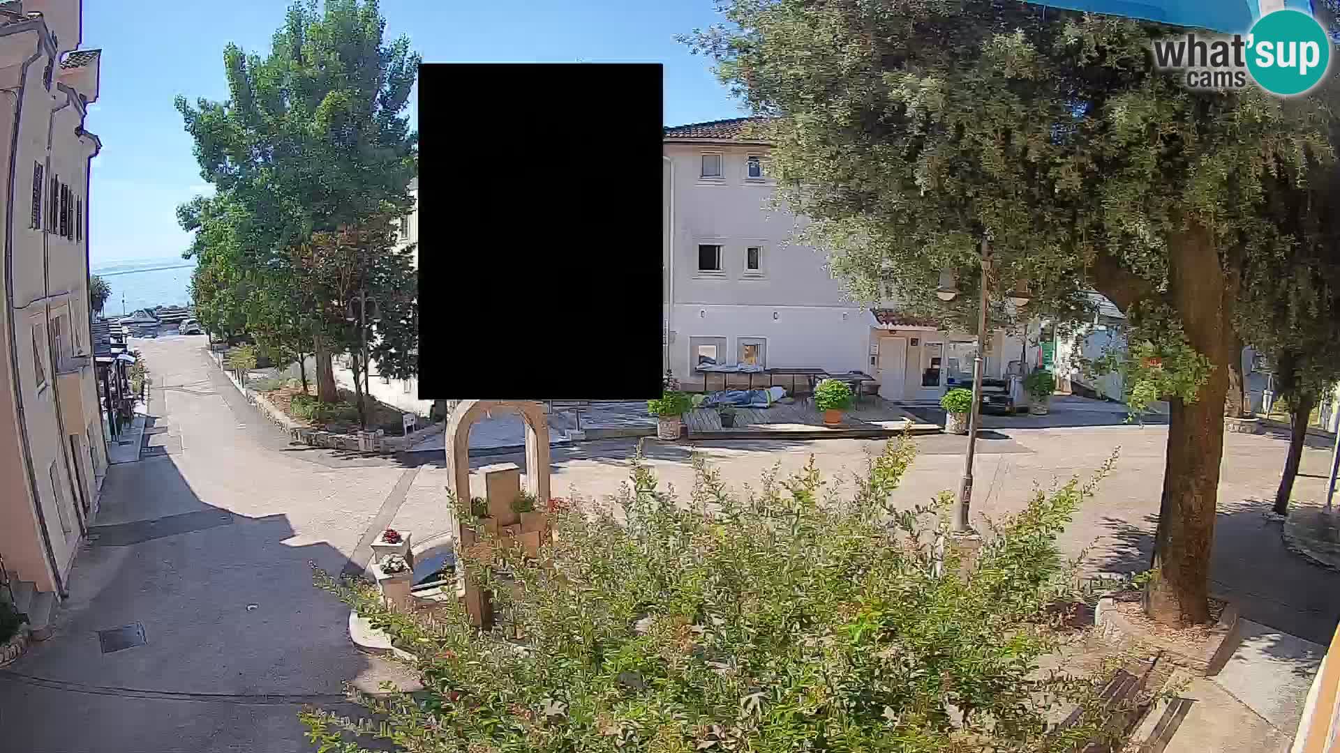 Spletna kamera center Mošćeniška Draga – Pogled v živo